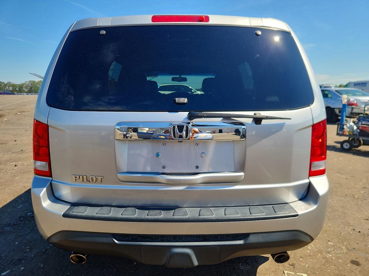 2012 Honda Pilot Exln Silver vin: 5FNYF3H76CB025950