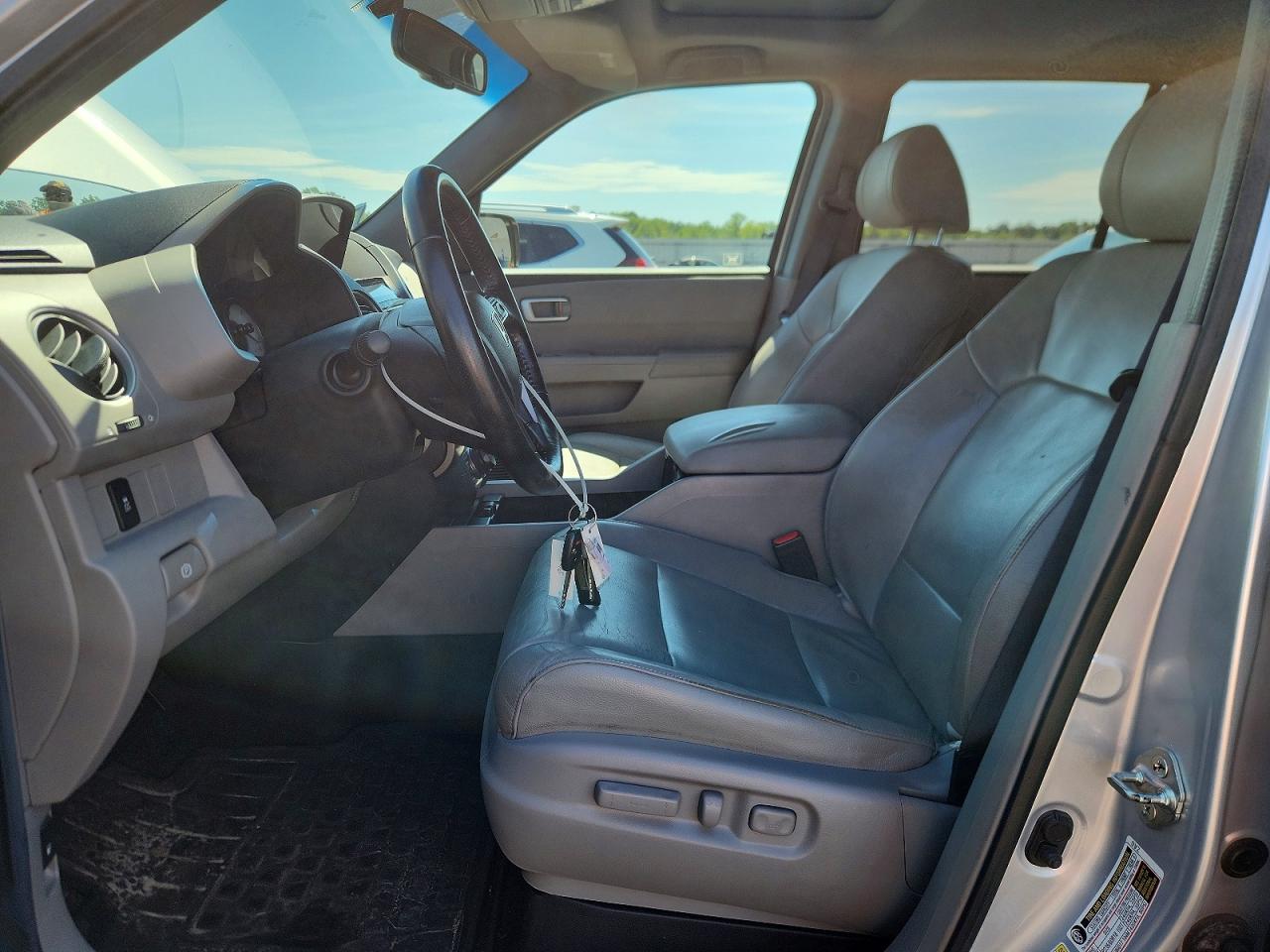 2012 Honda Pilot Exln Silver vin: 5FNYF3H76CB025950