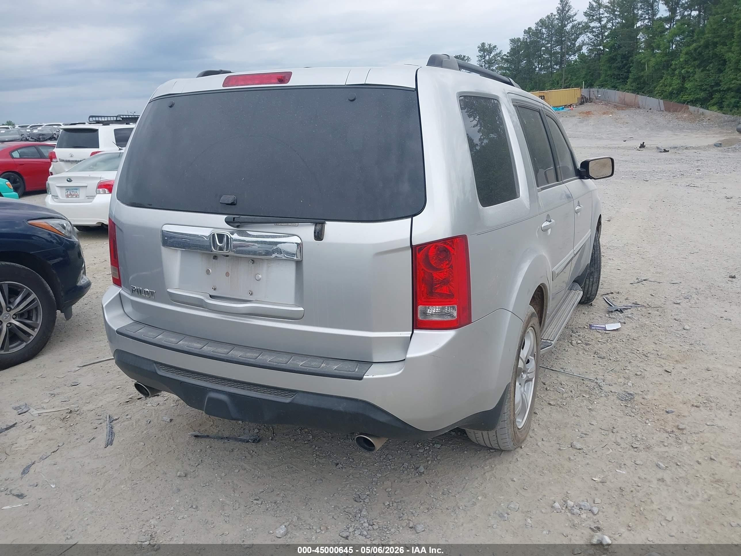 2013 Honda Pilot Ex-l Silver vin: 5FNYF3H76DB018322
