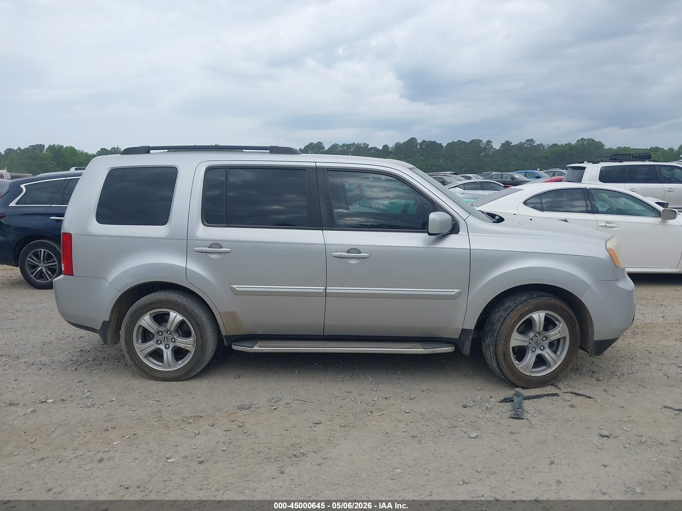 2013 Honda Pilot Ex-l Silver vin: 5FNYF3H76DB018322
