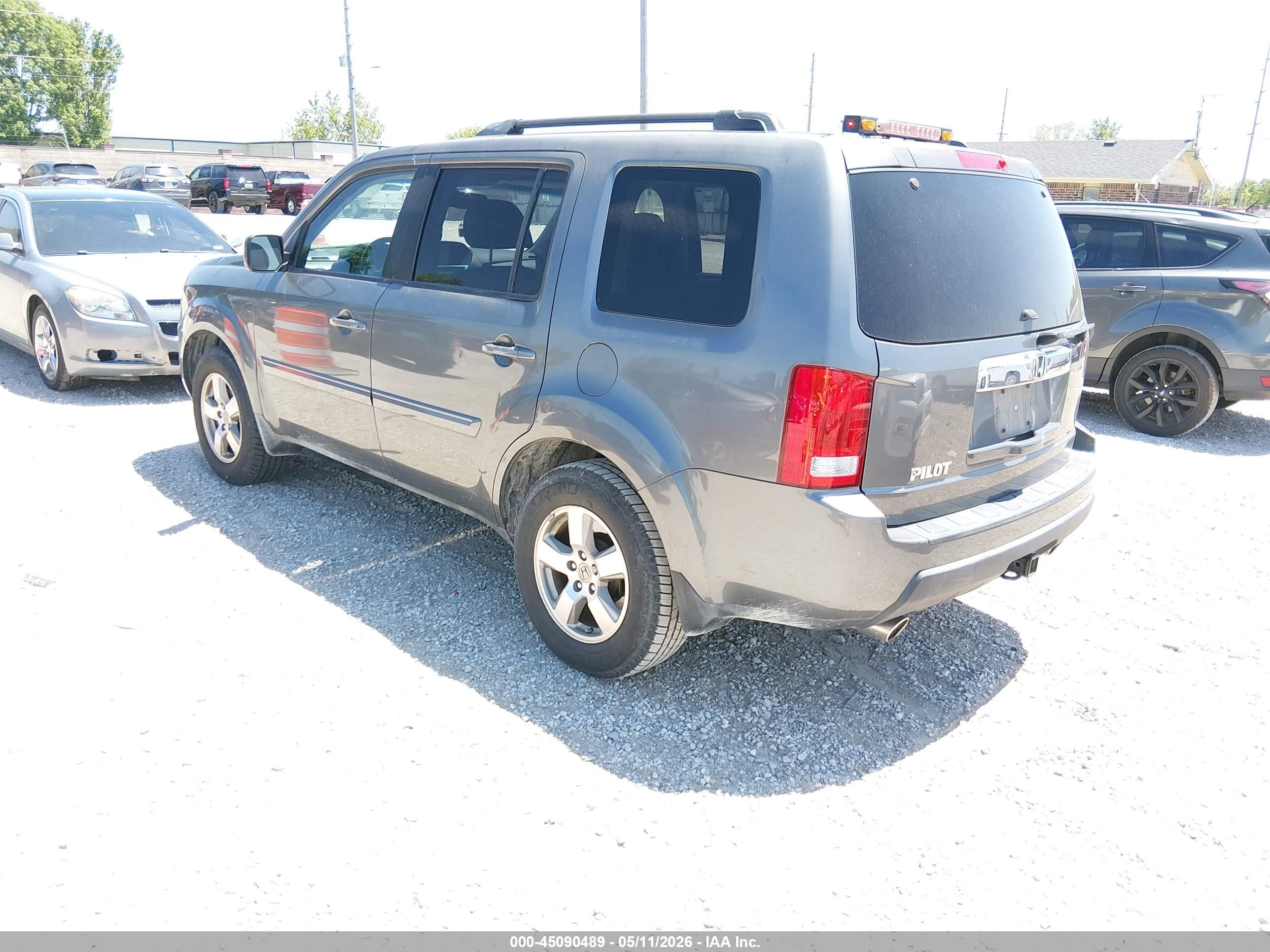 2011 Honda Pilot Ex-l Gray vin: 5FNYF3H77BB009142