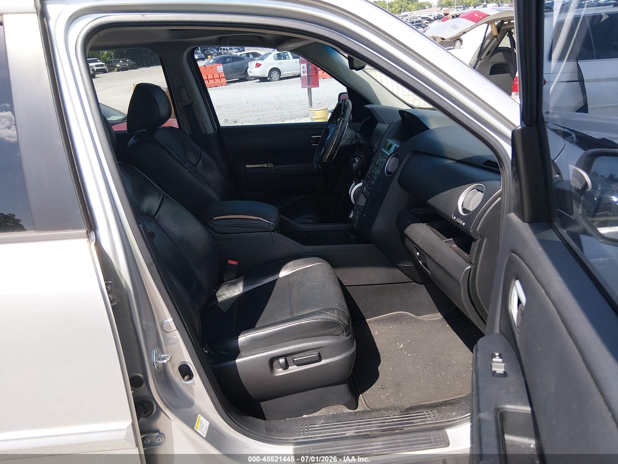 2011 Honda Pilot Ex-l Silver vin: 5FNYF3H78BB026404