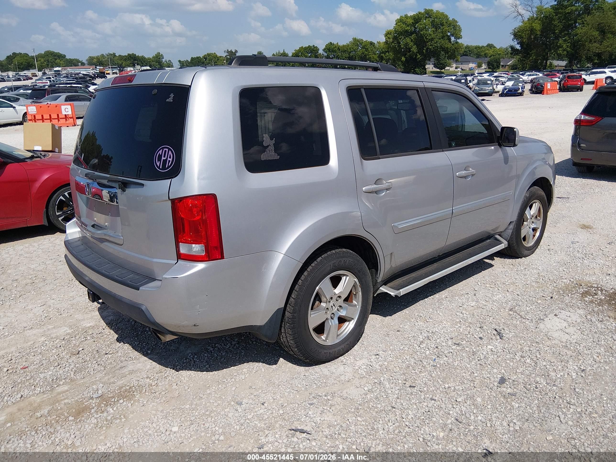 2011 Honda Pilot Ex-l Silver vin: 5FNYF3H78BB026404