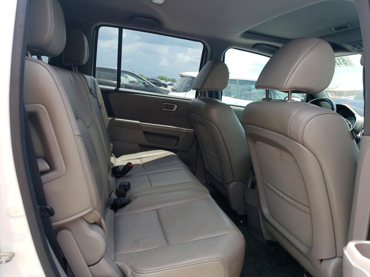 2014 Honda Pilot 4d 2wd Exln Белый vin: 5FNYF3H78EB024382
