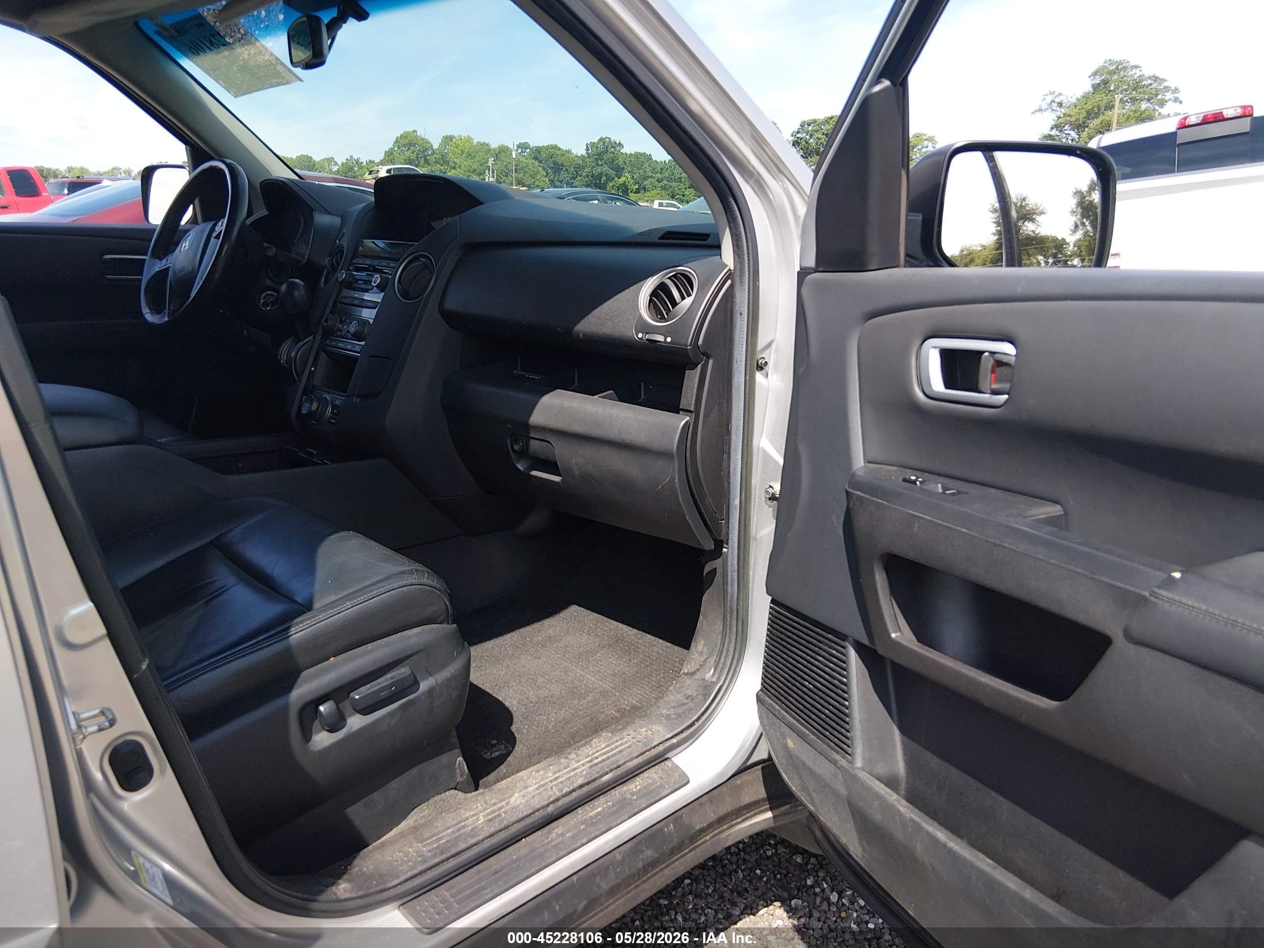 2012 Honda Pilot Ex-l Серебряный vin: 5FNYF3H79CB028681