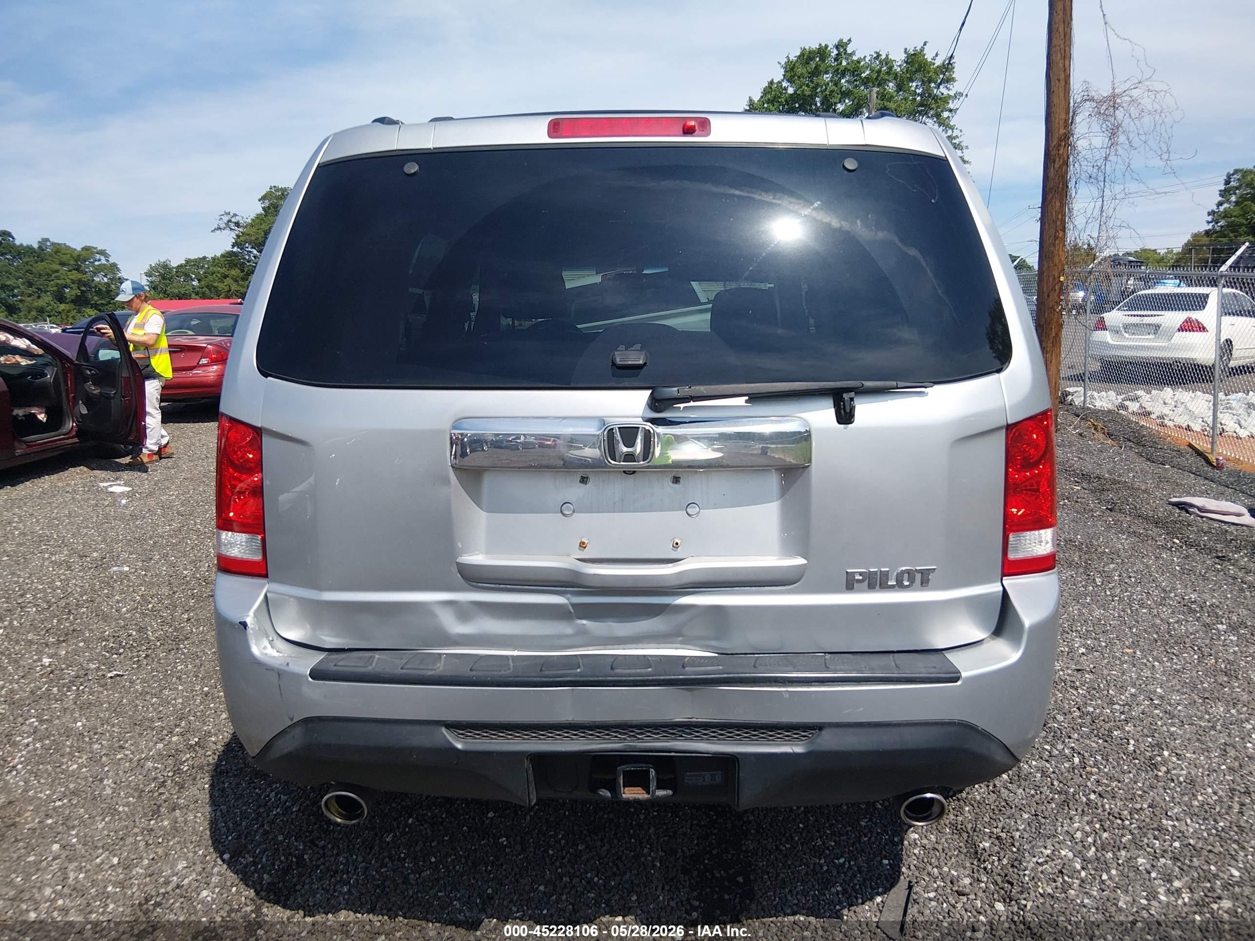 2012 Honda Pilot Ex-l Серебряный vin: 5FNYF3H79CB028681