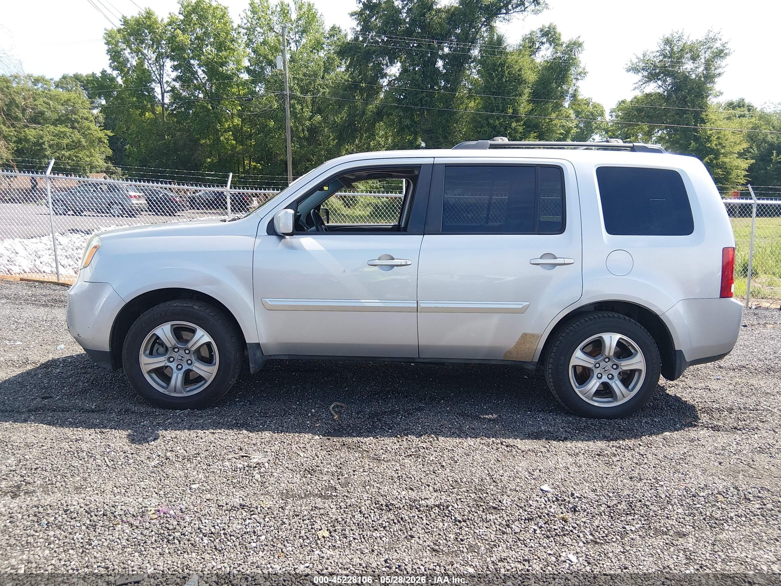 2012 Honda Pilot Ex-l Серебряный vin: 5FNYF3H79CB028681