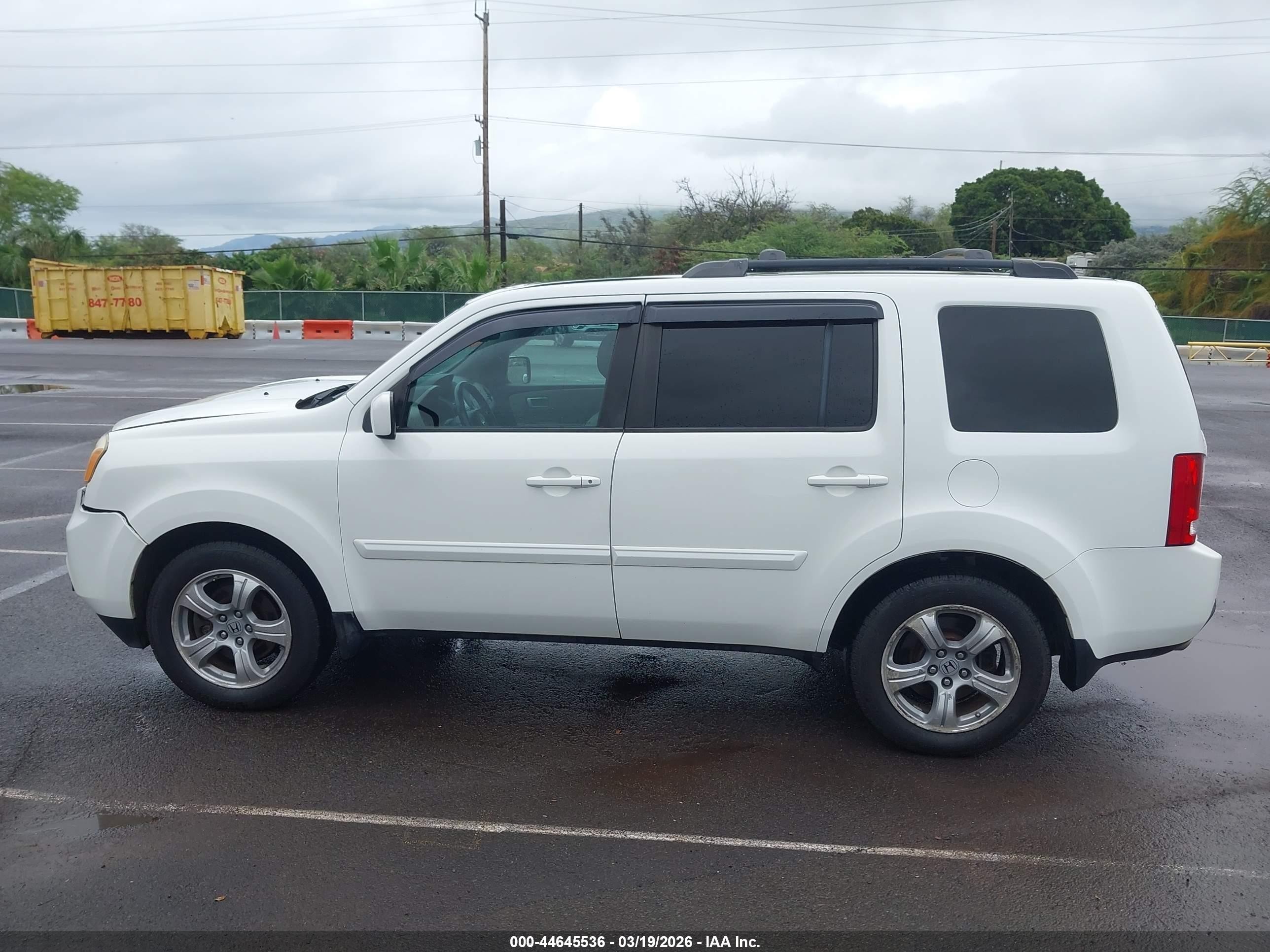 2015 Honda Pilot Ex-l White vin: 5FNYF3H79FB022013