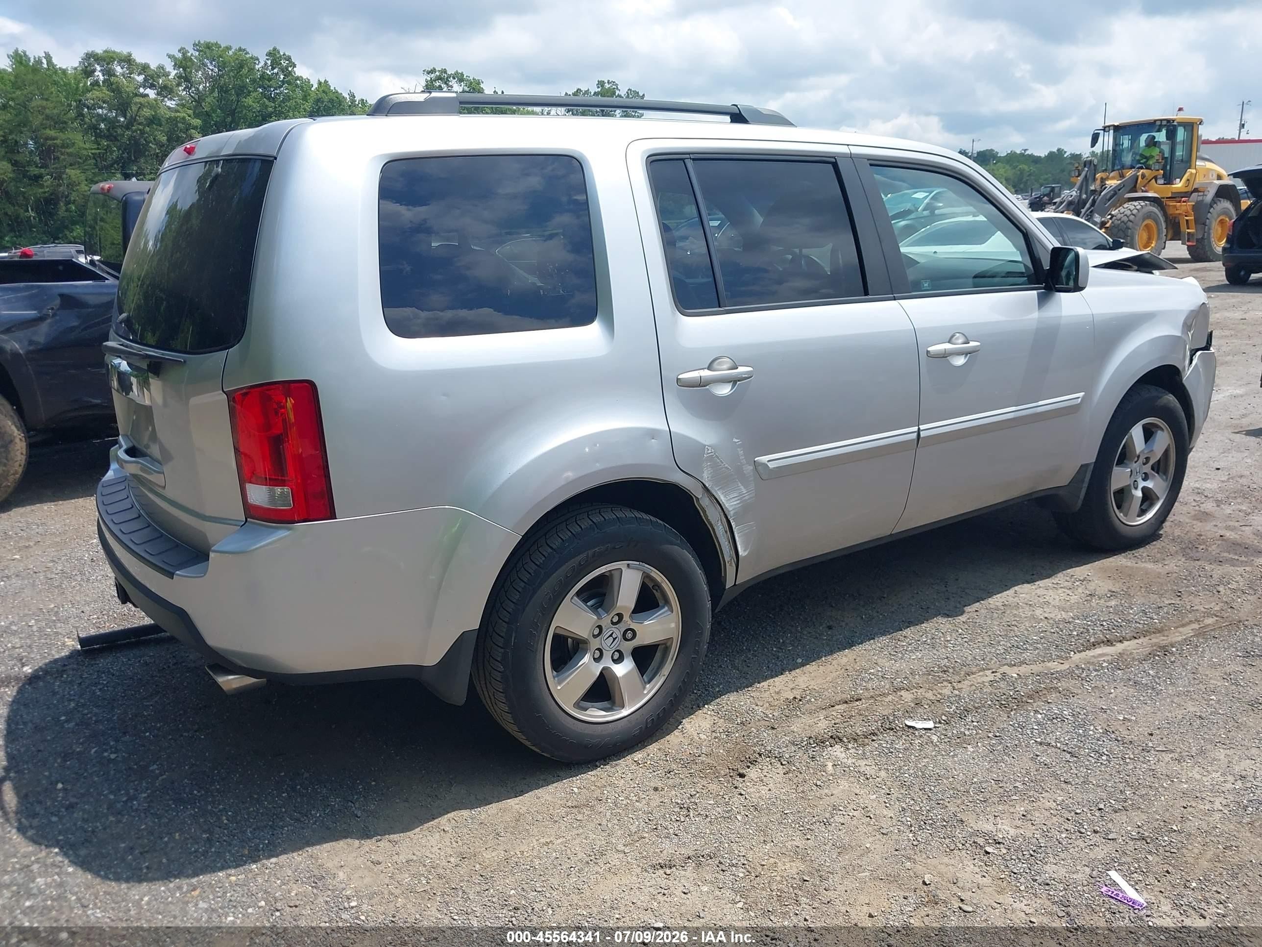 2011 Honda Pilot Ex-l Silver vin: 5FNYF3H7XBB020250
