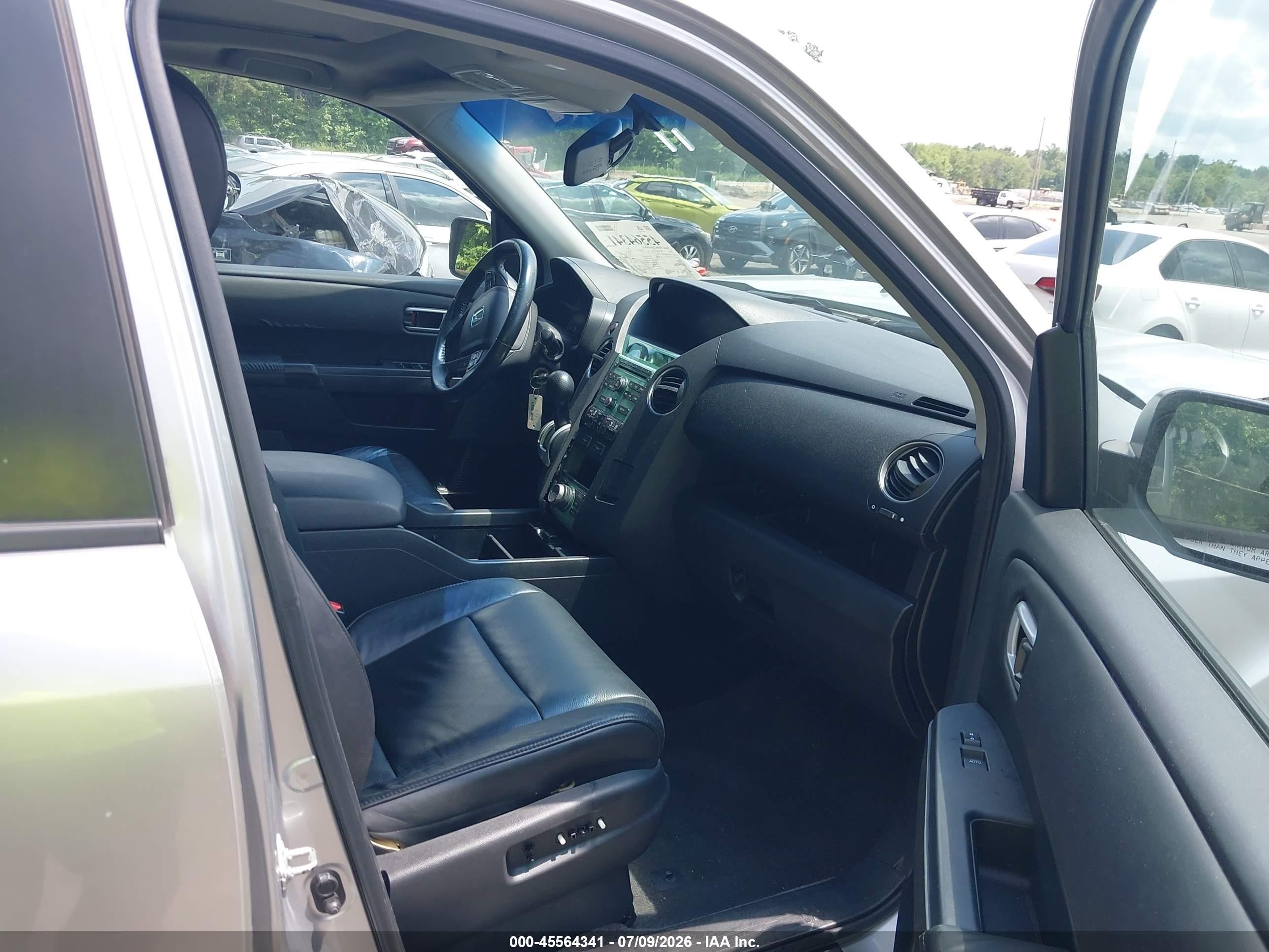 2011 Honda Pilot Ex-l Silver vin: 5FNYF3H7XBB020250