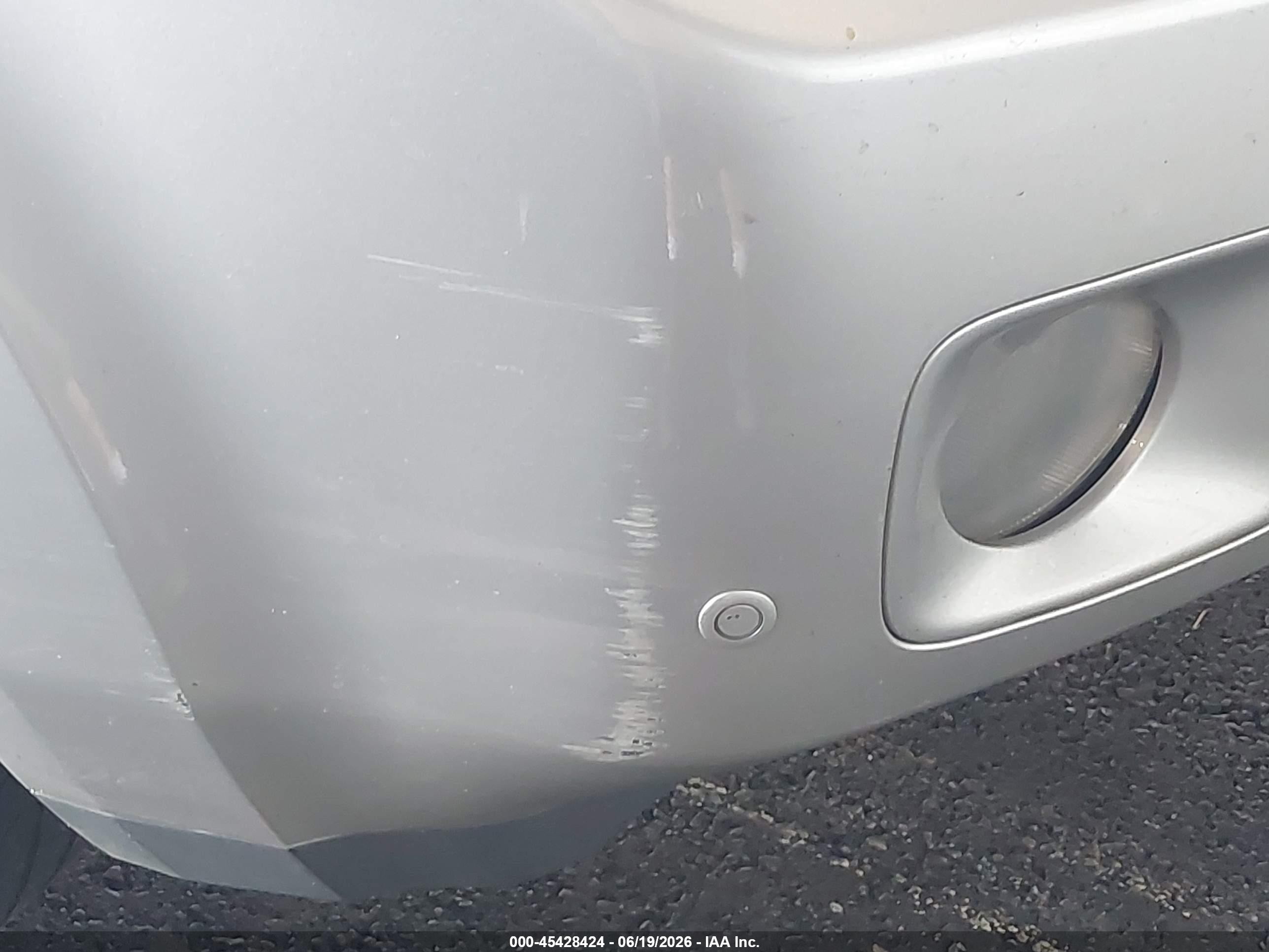 2010 Honda Pilot Touring Silver vin: 5FNYF3H87AB002859