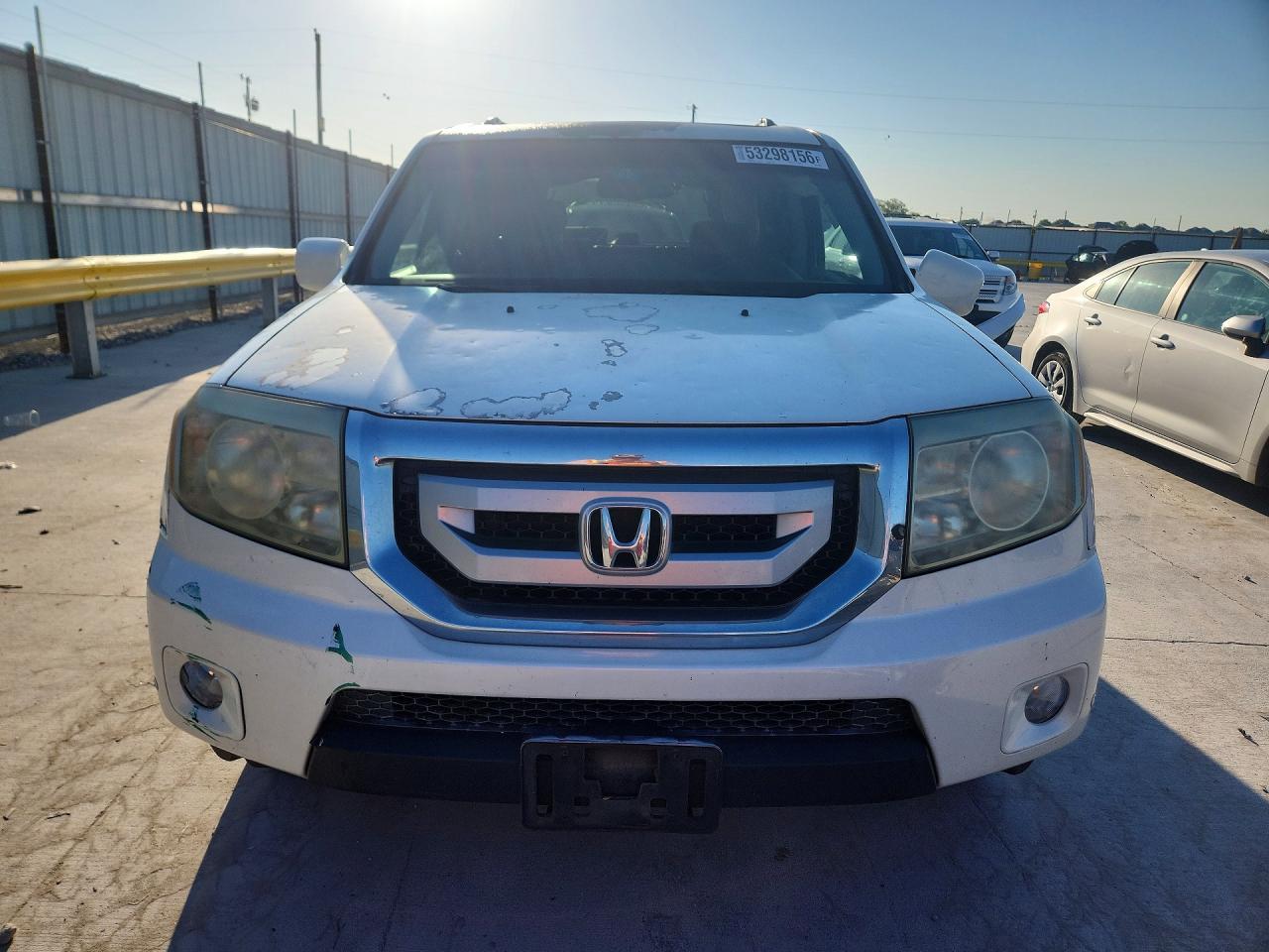 2011 Honda Pilot Touring White vin: 5FNYF3H90BB032389