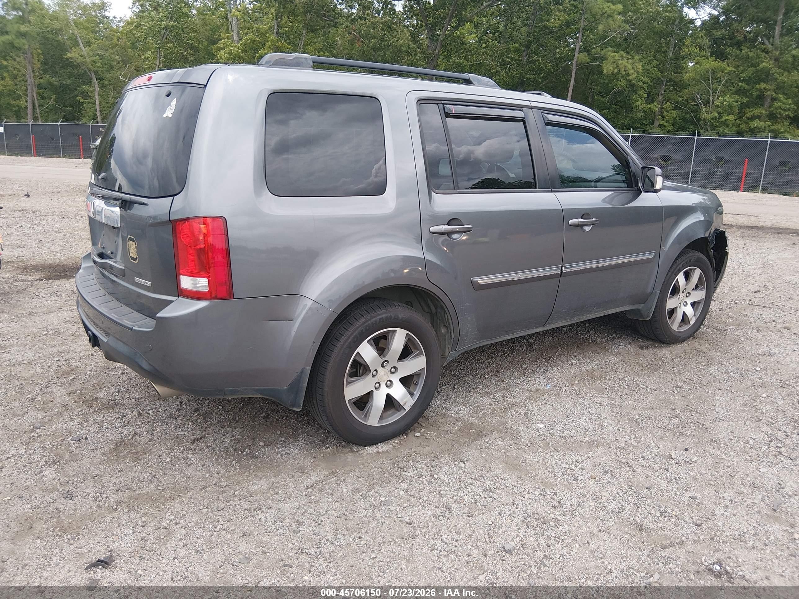 2012 Honda Pilot Touring Gray vin: 5FNYF3H90CB029901
