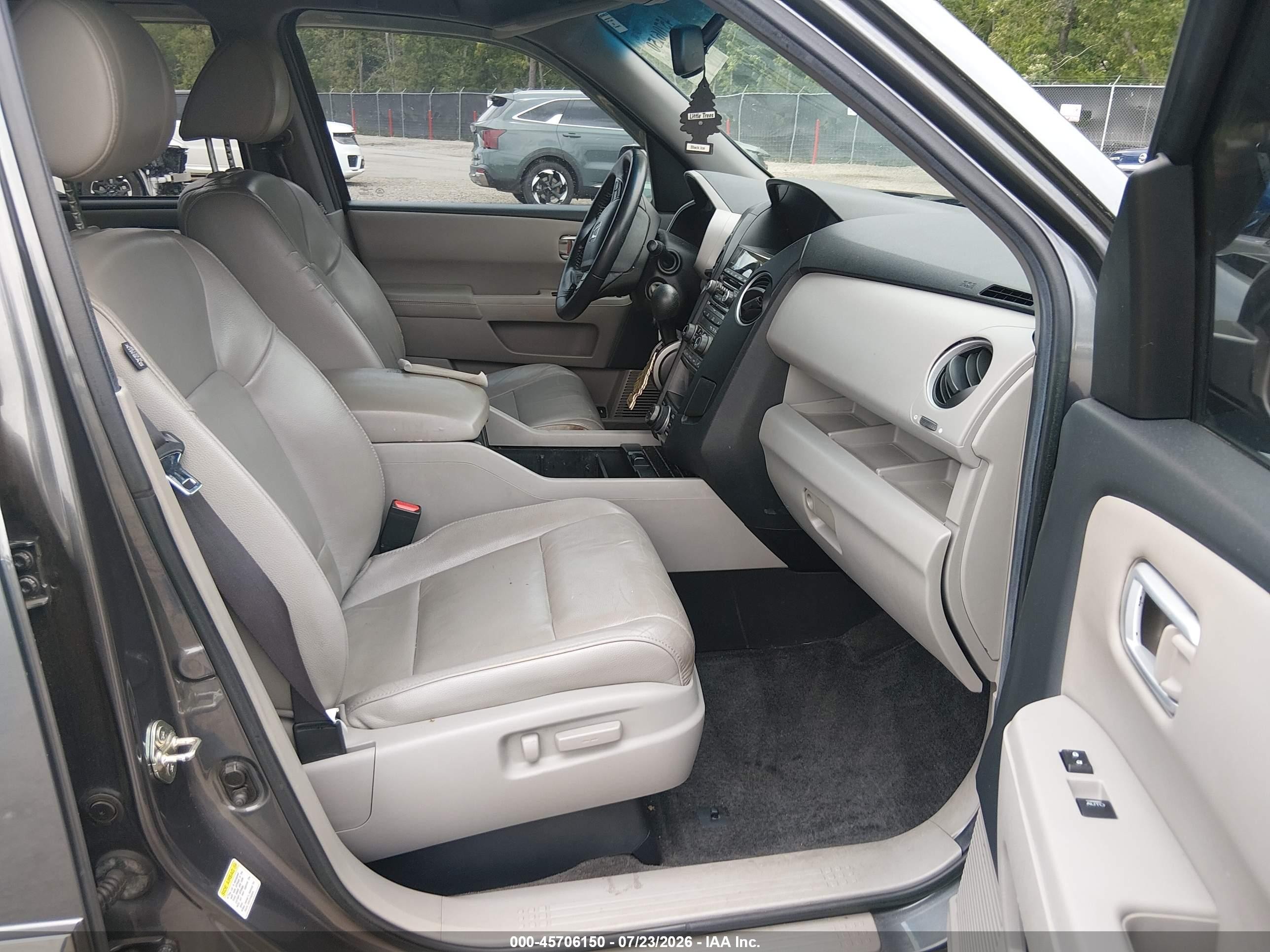 2012 Honda Pilot Touring Gray vin: 5FNYF3H90CB029901