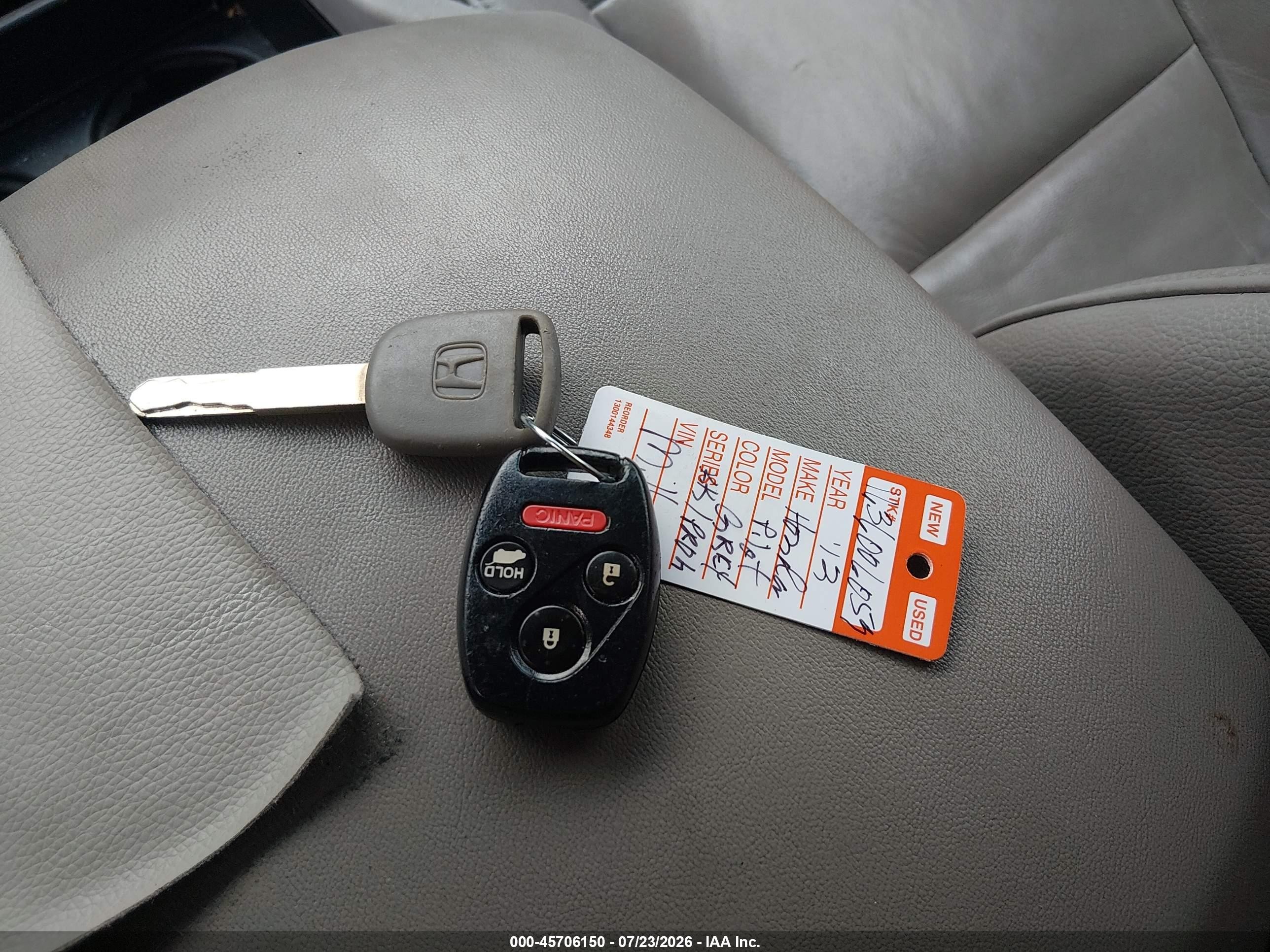 2012 Honda Pilot Touring Gray vin: 5FNYF3H90CB029901