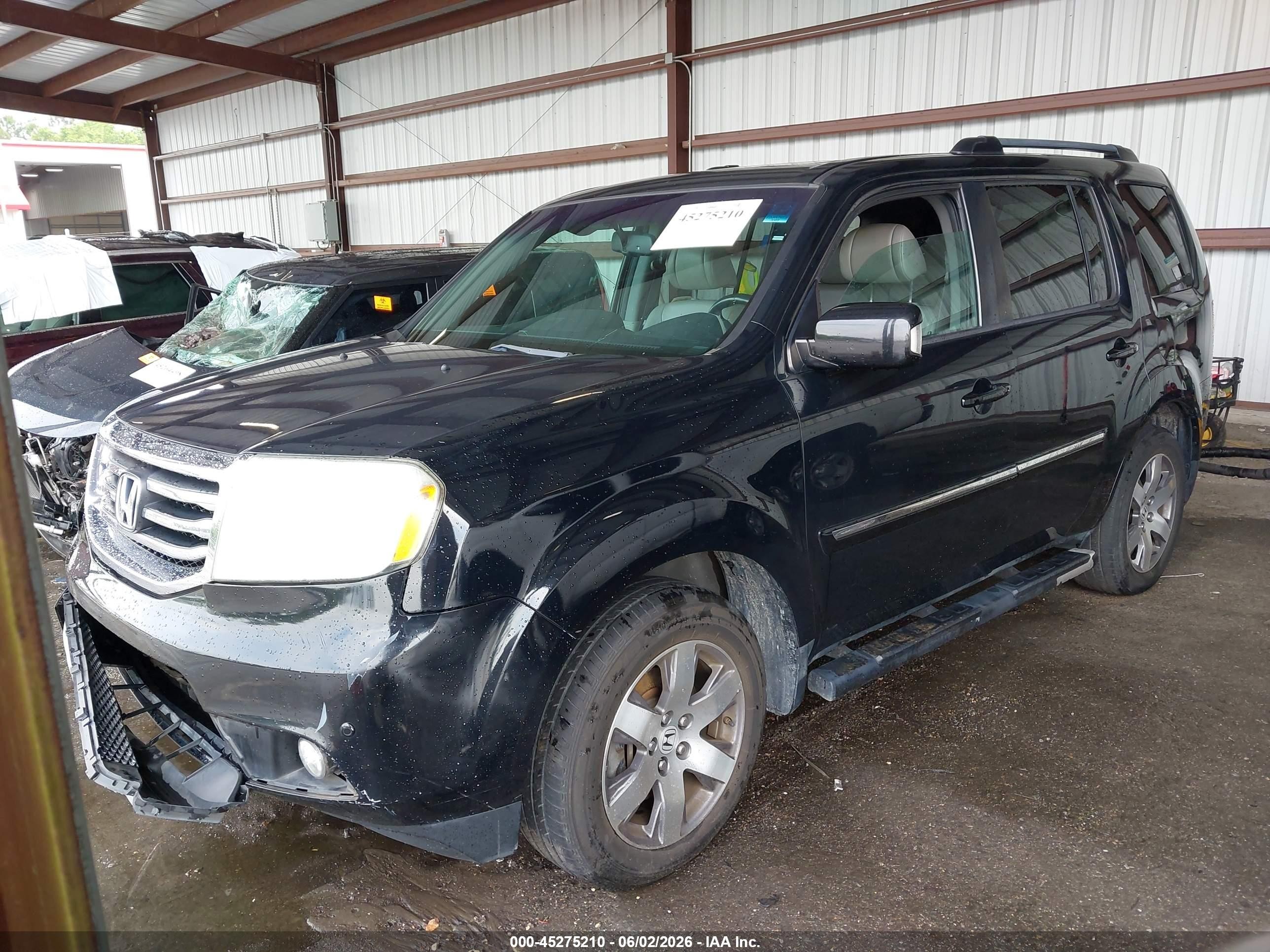 2014 Honda Pilot Touring Черный vin: 5FNYF3H90EB021008