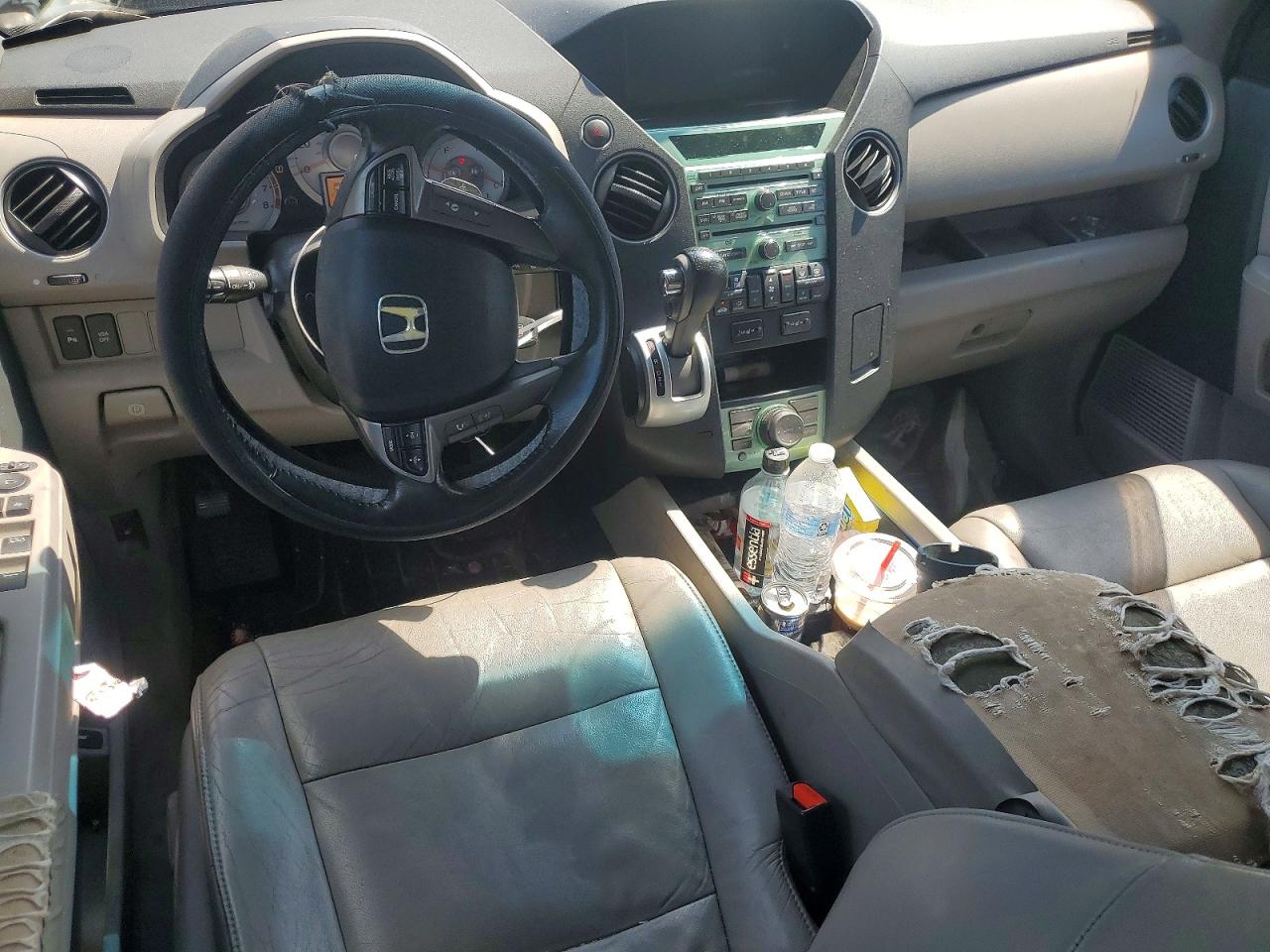 2011 Honda Pilot Touring Gray vin: 5FNYF3H91BB004391