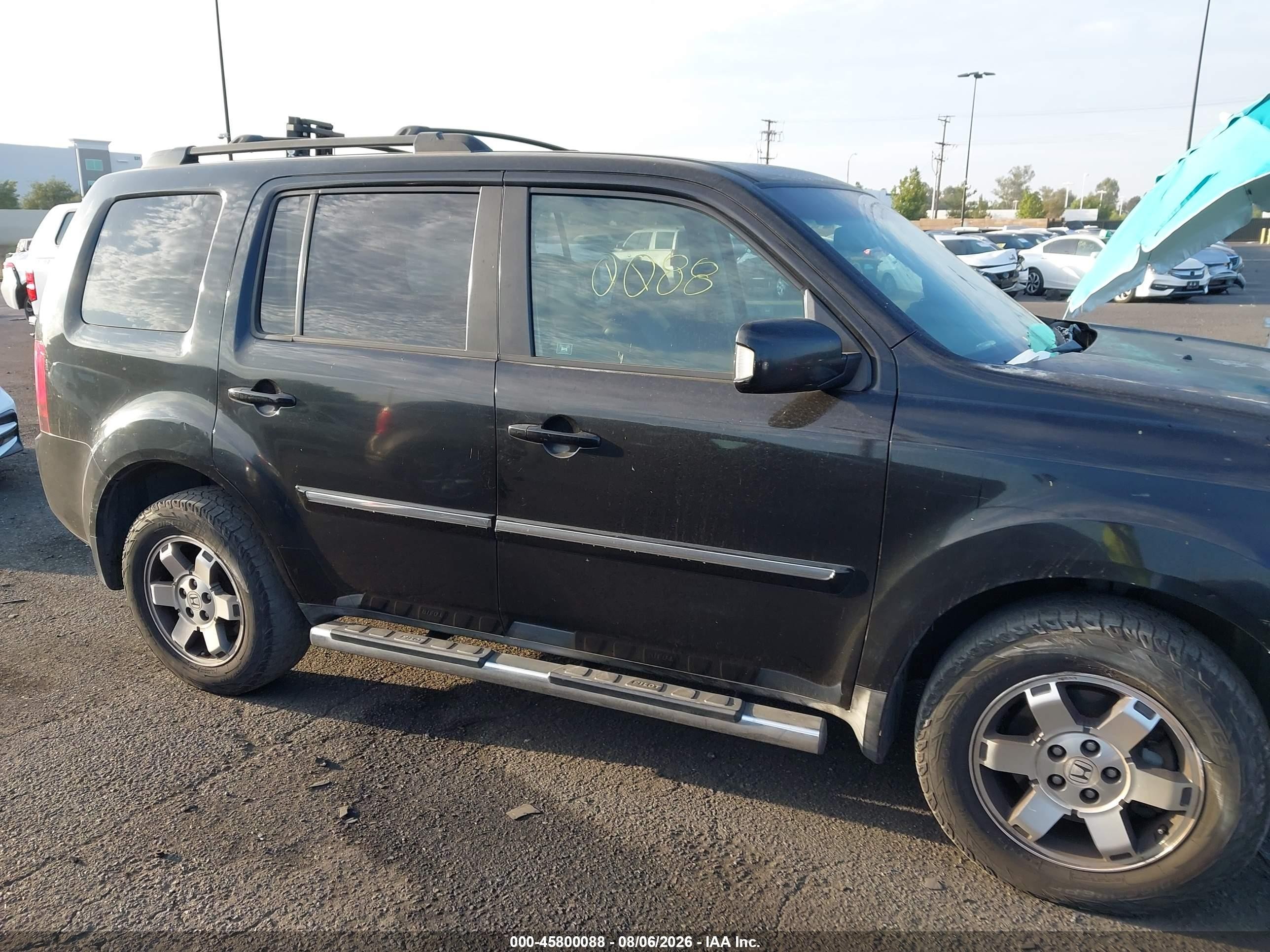 2011 Honda Pilot Touring Серый vin: 5FNYF3H91BB010725