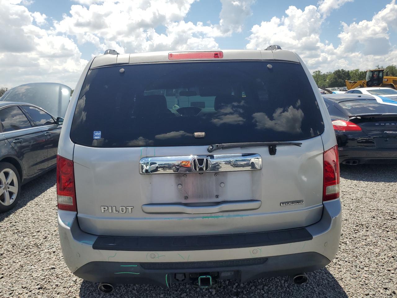 2012 Honda Pilot Touring Silver vin: 5FNYF3H91CB023475