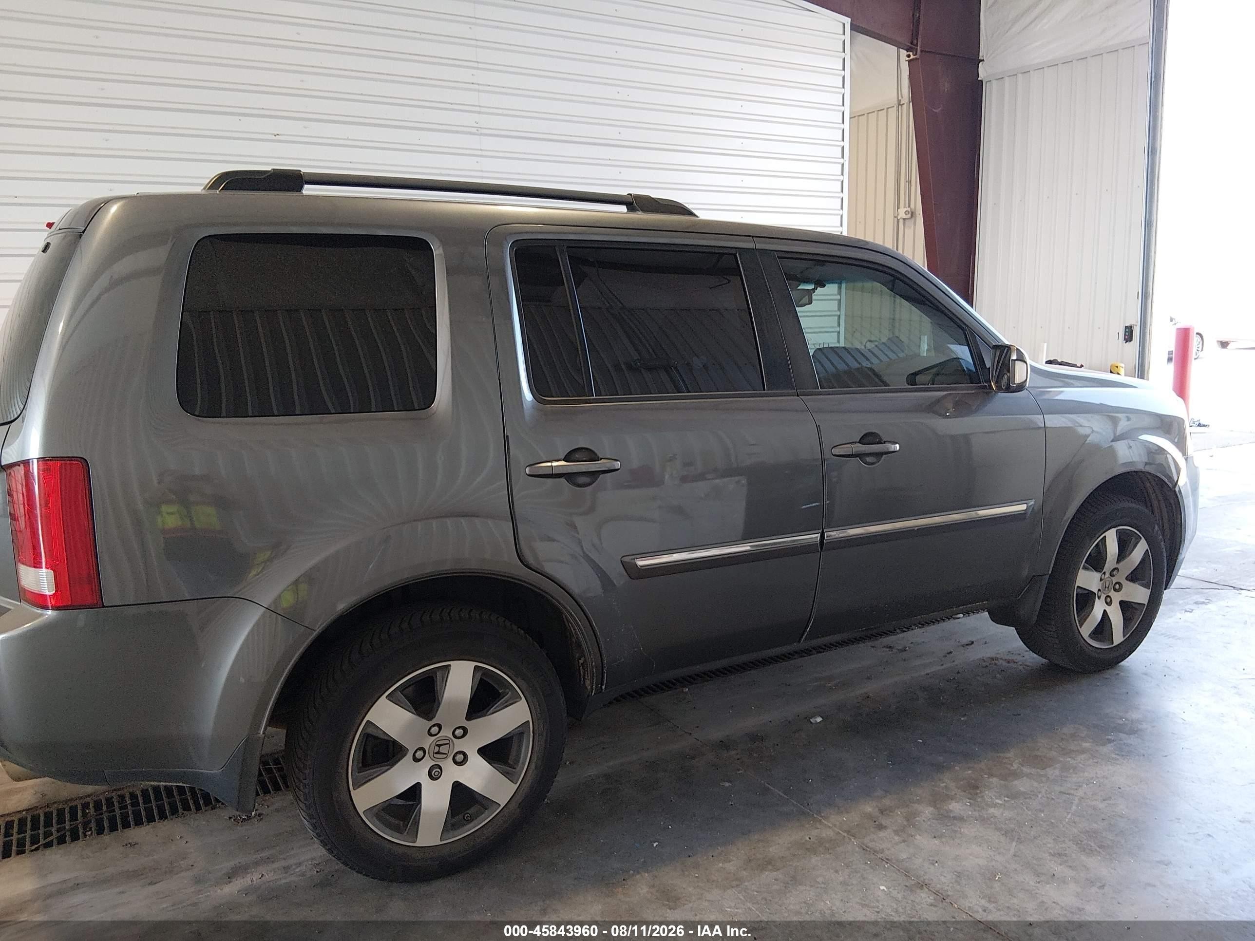 2012 Honda Pilot Touring Gray vin: 5FNYF3H91CB040681