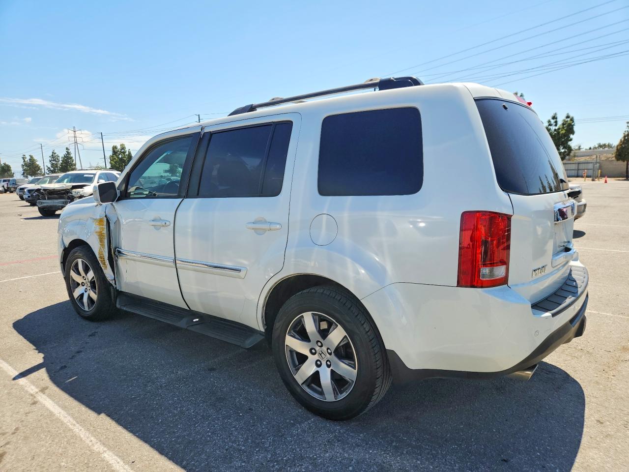2013 Honda Pilot Touring White vin: 5FNYF3H91DB024000