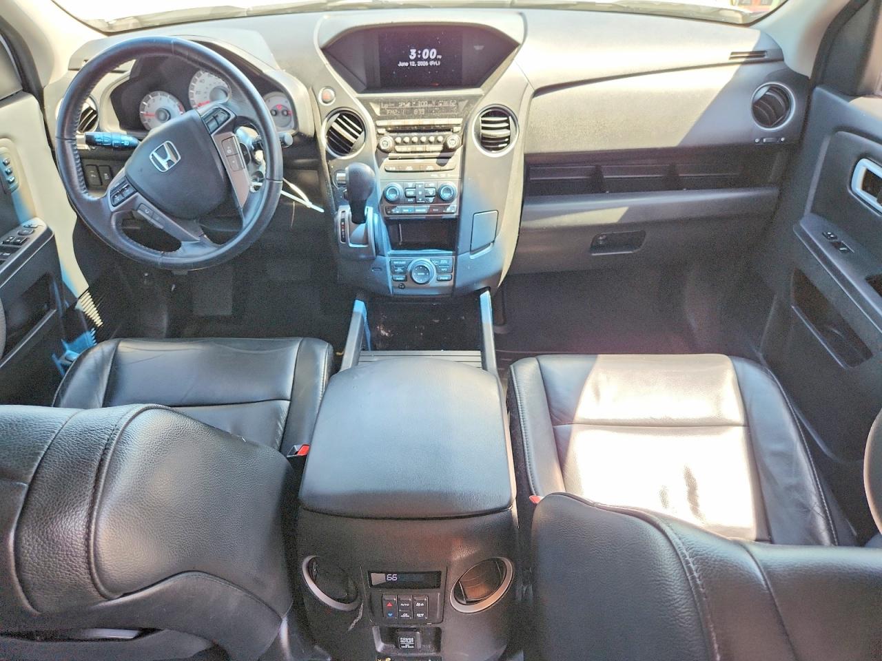 2013 Honda Pilot Touring White vin: 5FNYF3H91DB024000