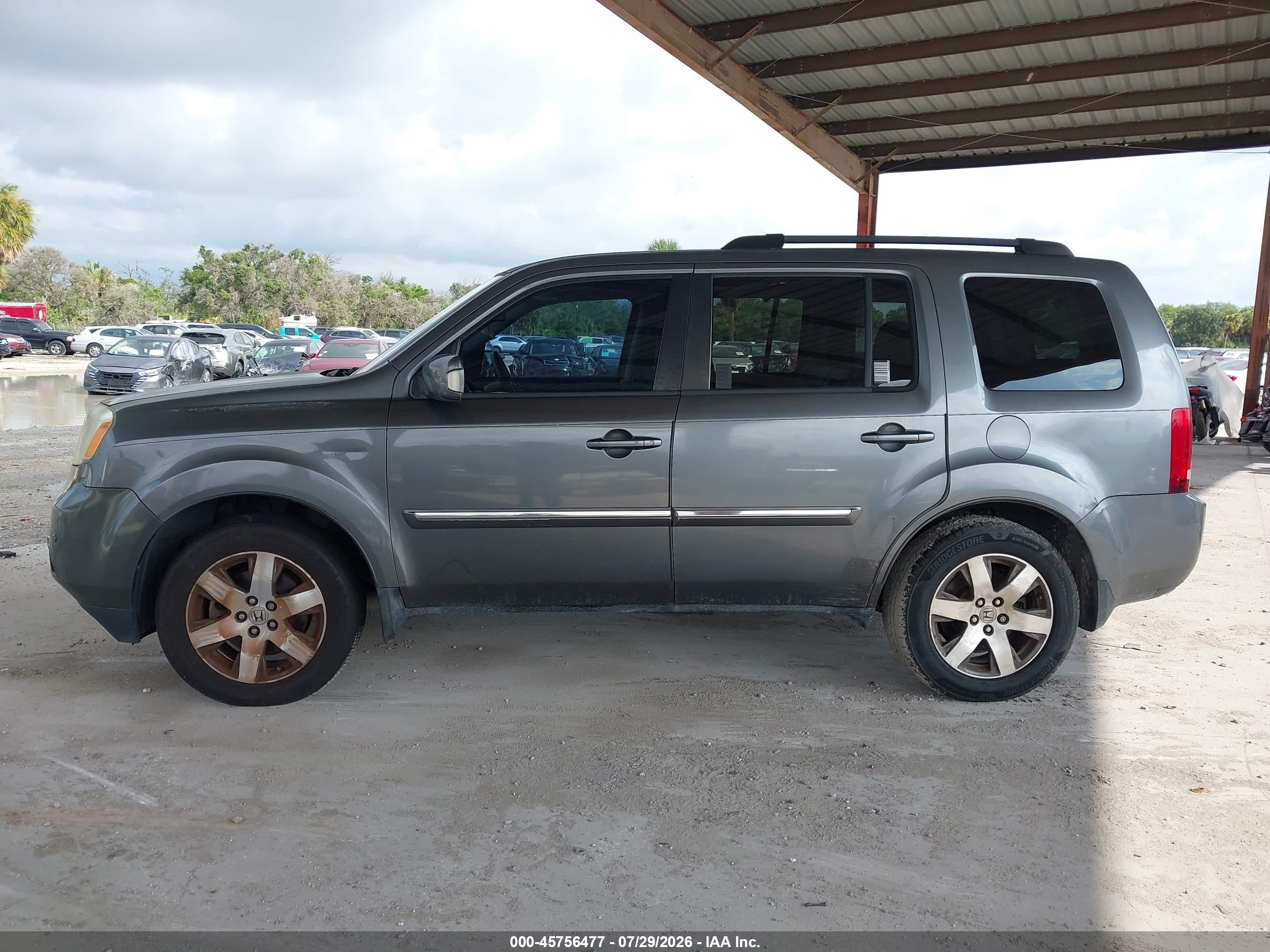 2013 Honda Pilot Touring Серый vin: 5FNYF3H91DB039967