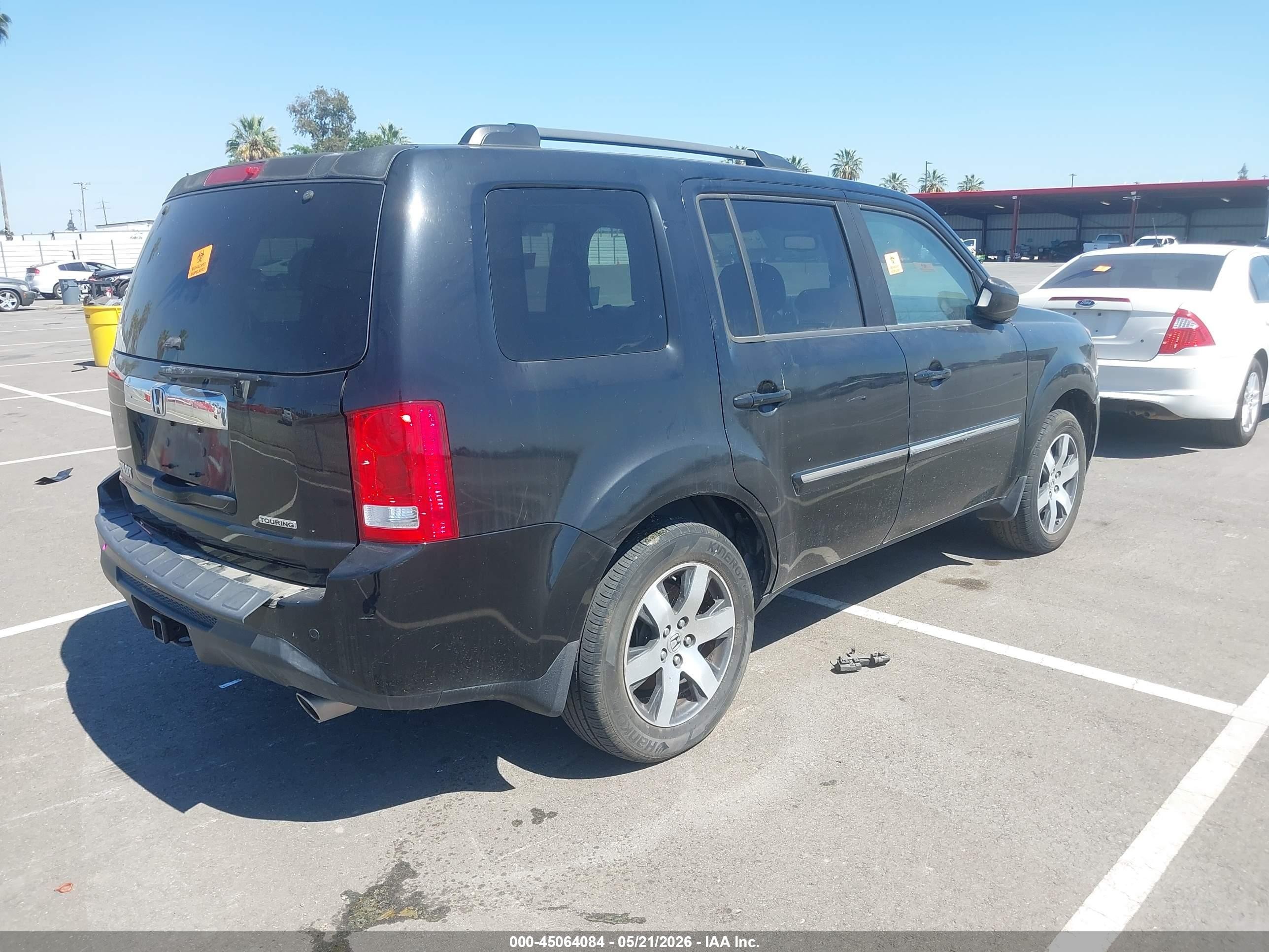 2013 Honda Pilot Touring Black vin: 5FNYF3H91DB045185