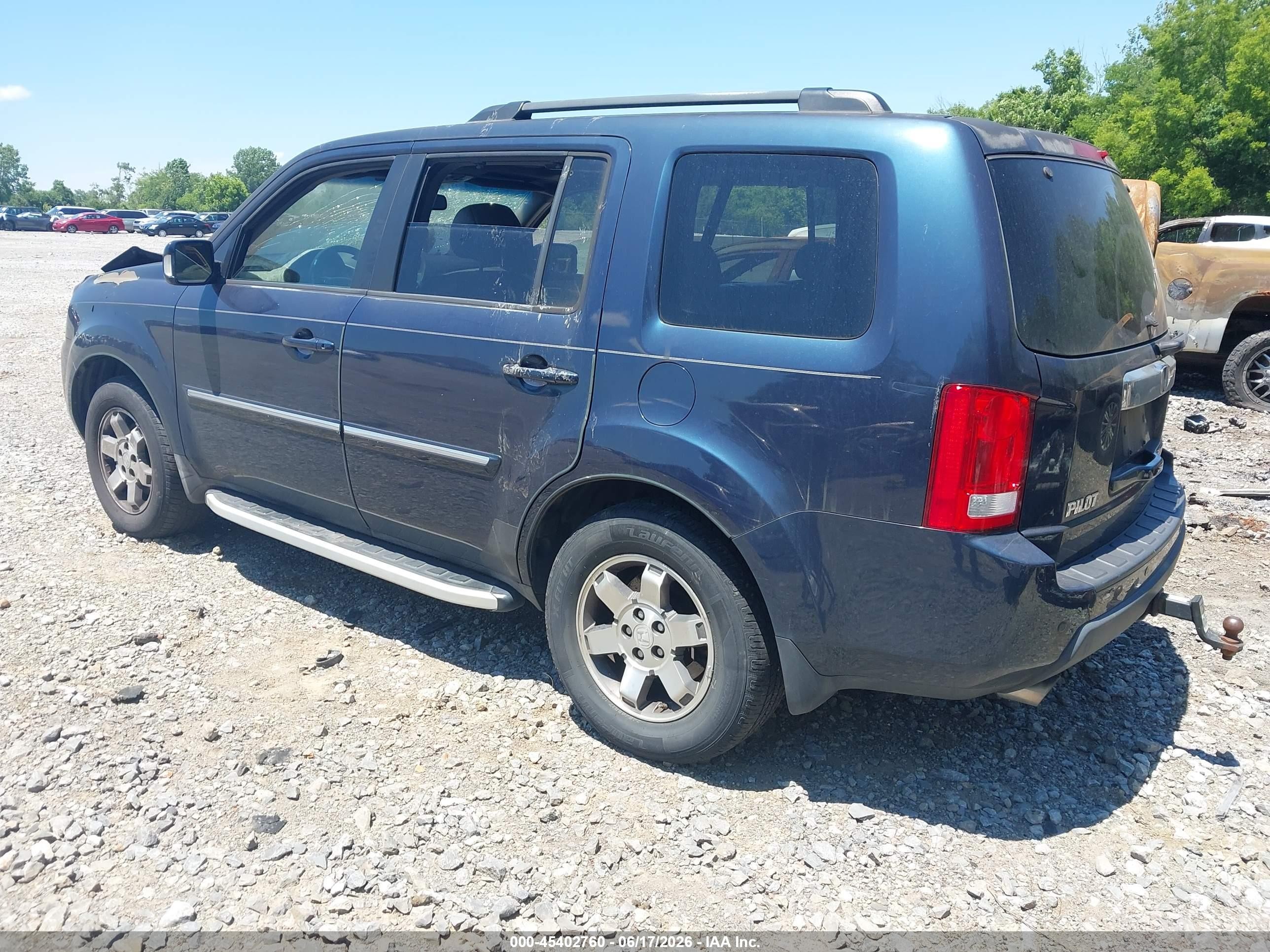 2010 Honda Pilot Touring Black vin: 5FNYF3H92AB008299