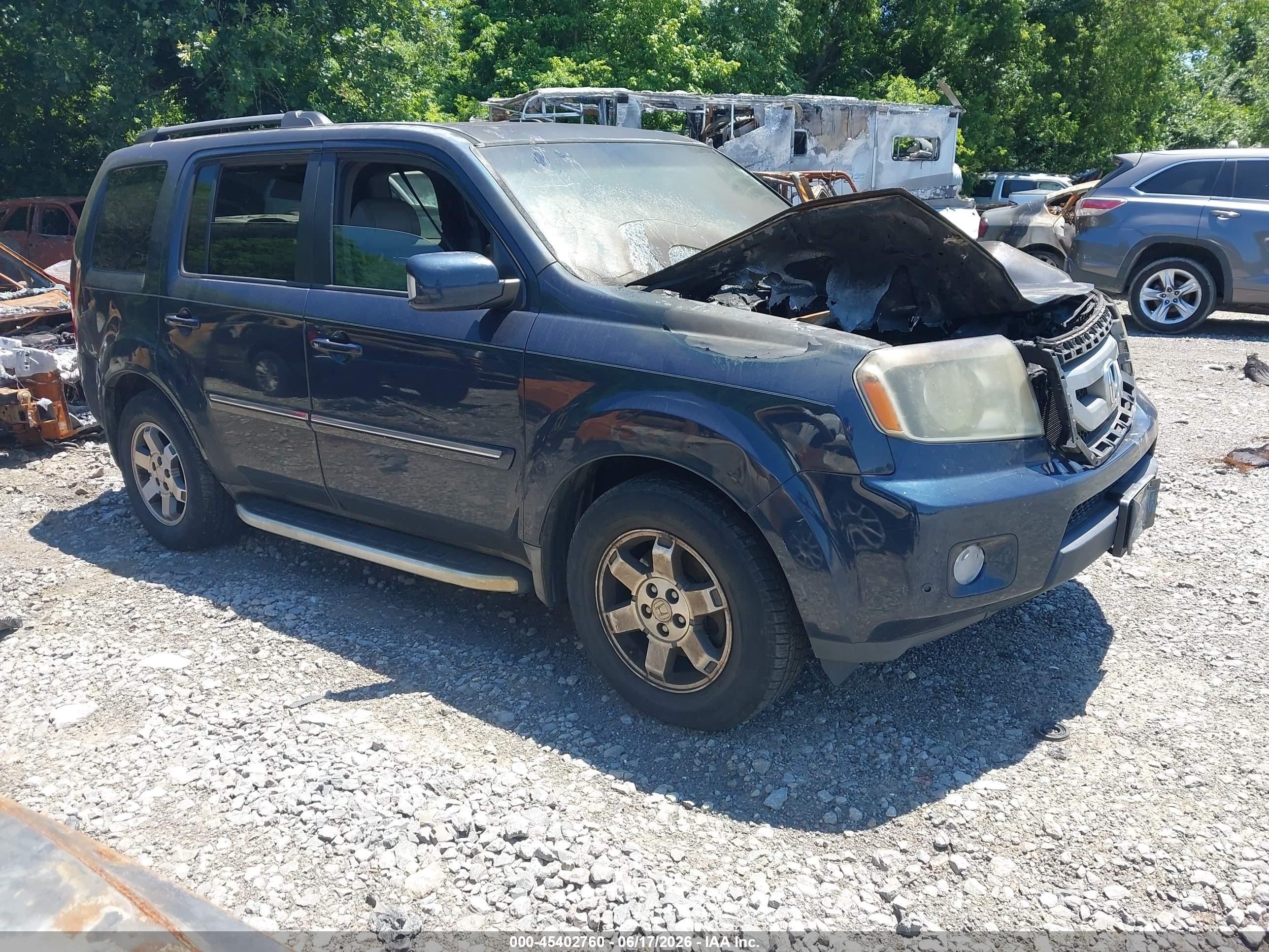 2010 Honda Pilot Touring Black vin: 5FNYF3H92AB008299