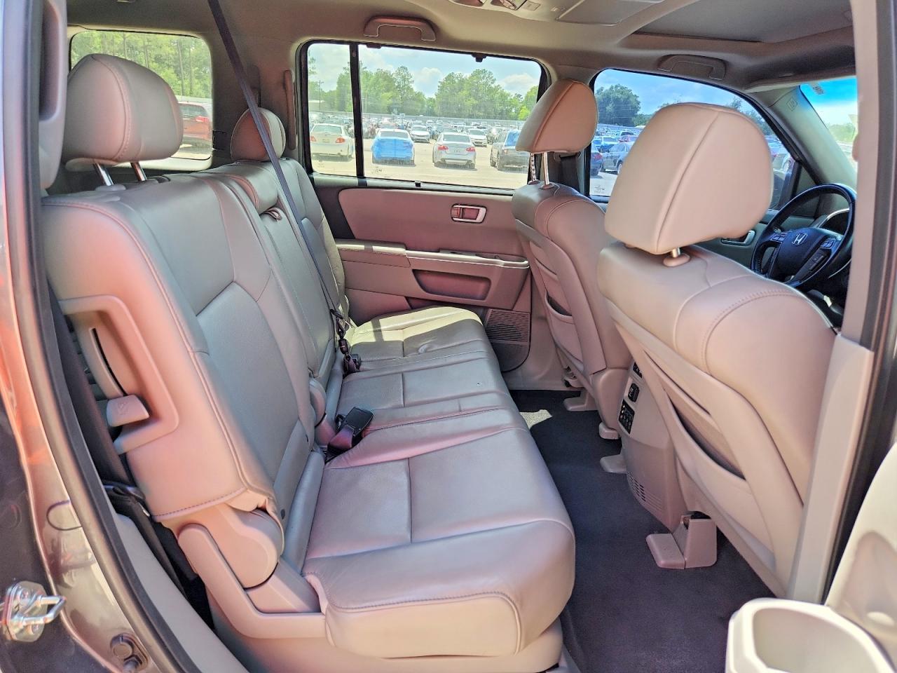 2010 Honda Pilot Touring Gray vin: 5FNYF3H92AB008979
