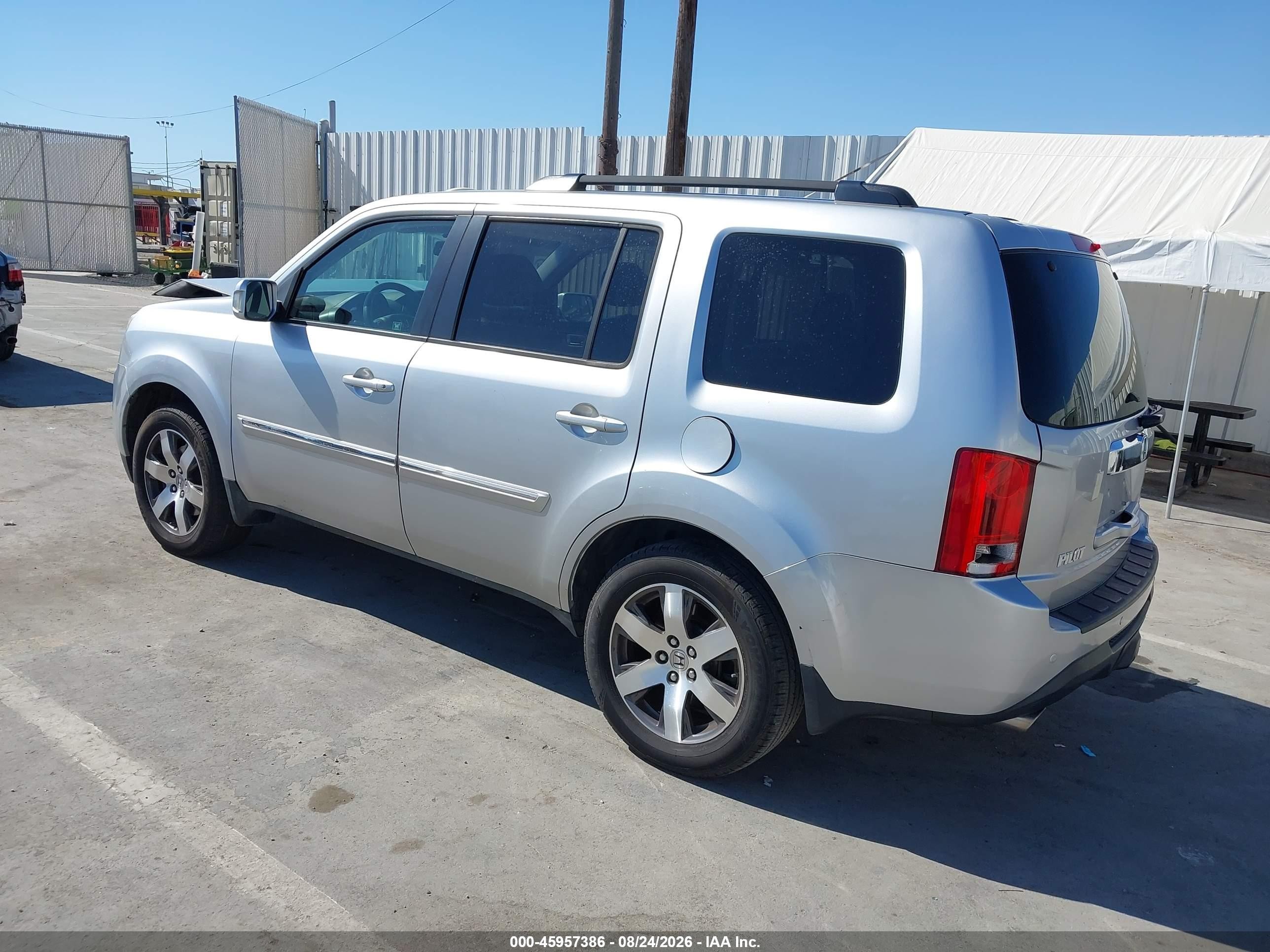 2012 Honda Pilot Touring Silver vin: 5FNYF3H92CB041368
