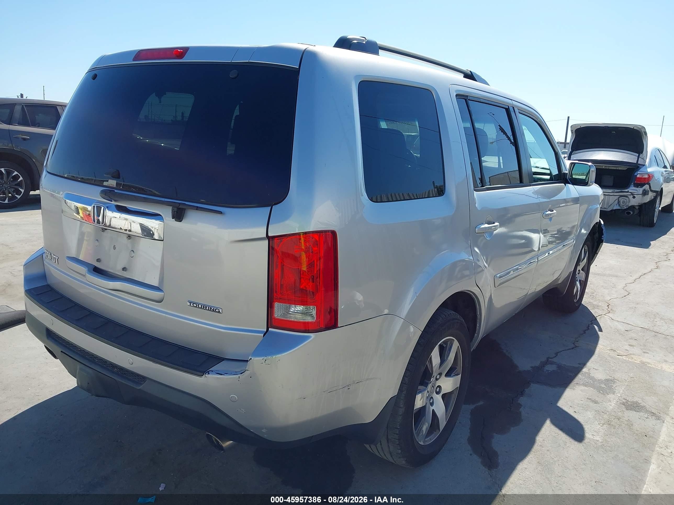 2012 Honda Pilot Touring Silver vin: 5FNYF3H92CB041368