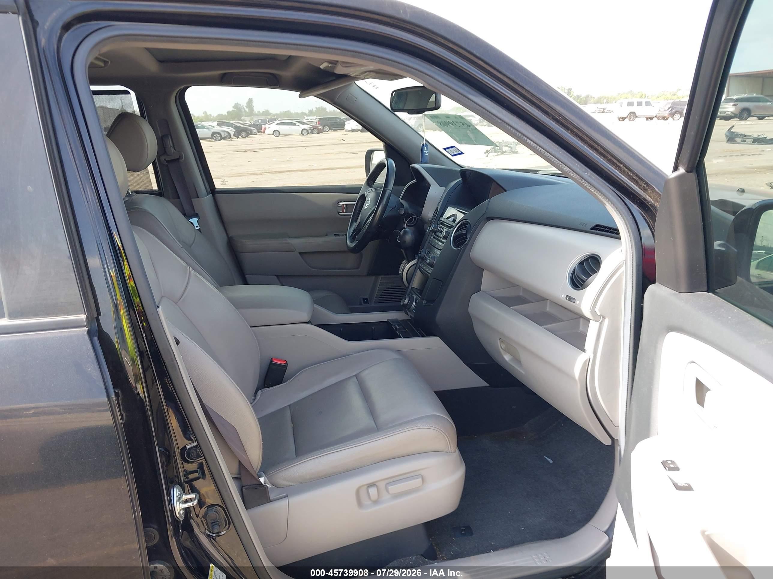 2013 Honda Pilot Touring Black vin: 5FNYF3H92DB004743