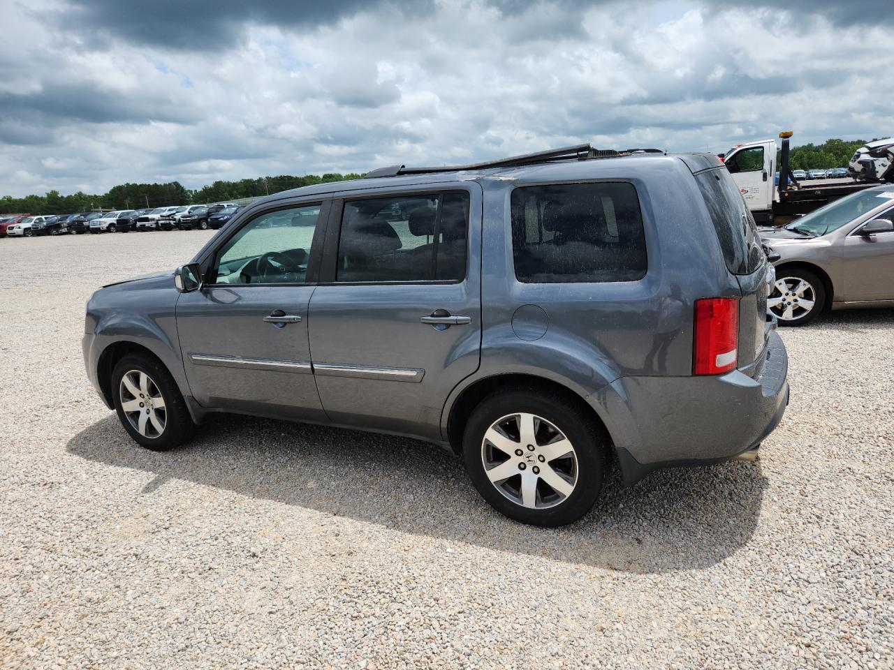 2013 Honda Pilot Touring Gray vin: 5FNYF3H92DB024071
