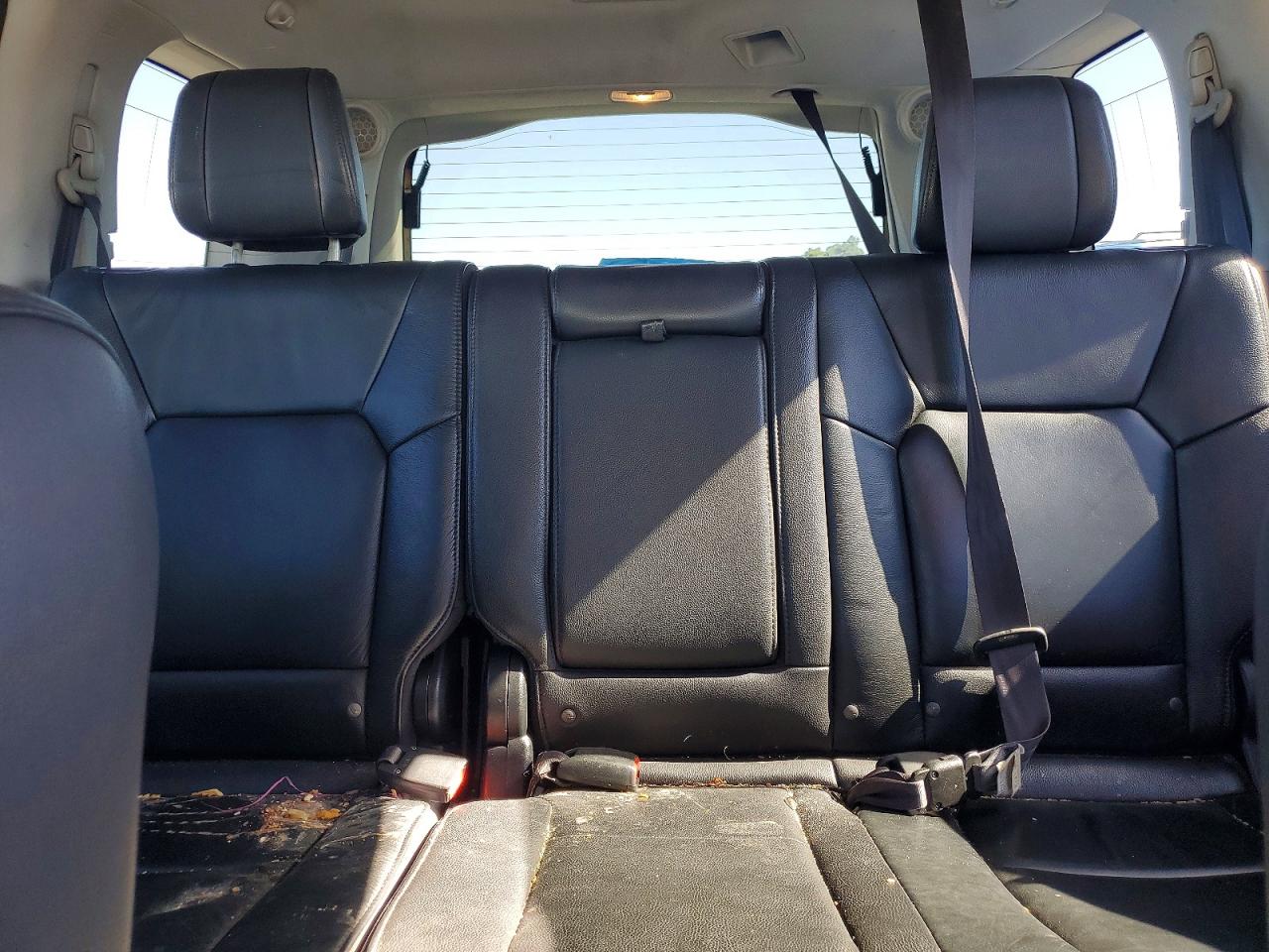 2014 Honda Pilot Touring White vin: 5FNYF3H92EB012455