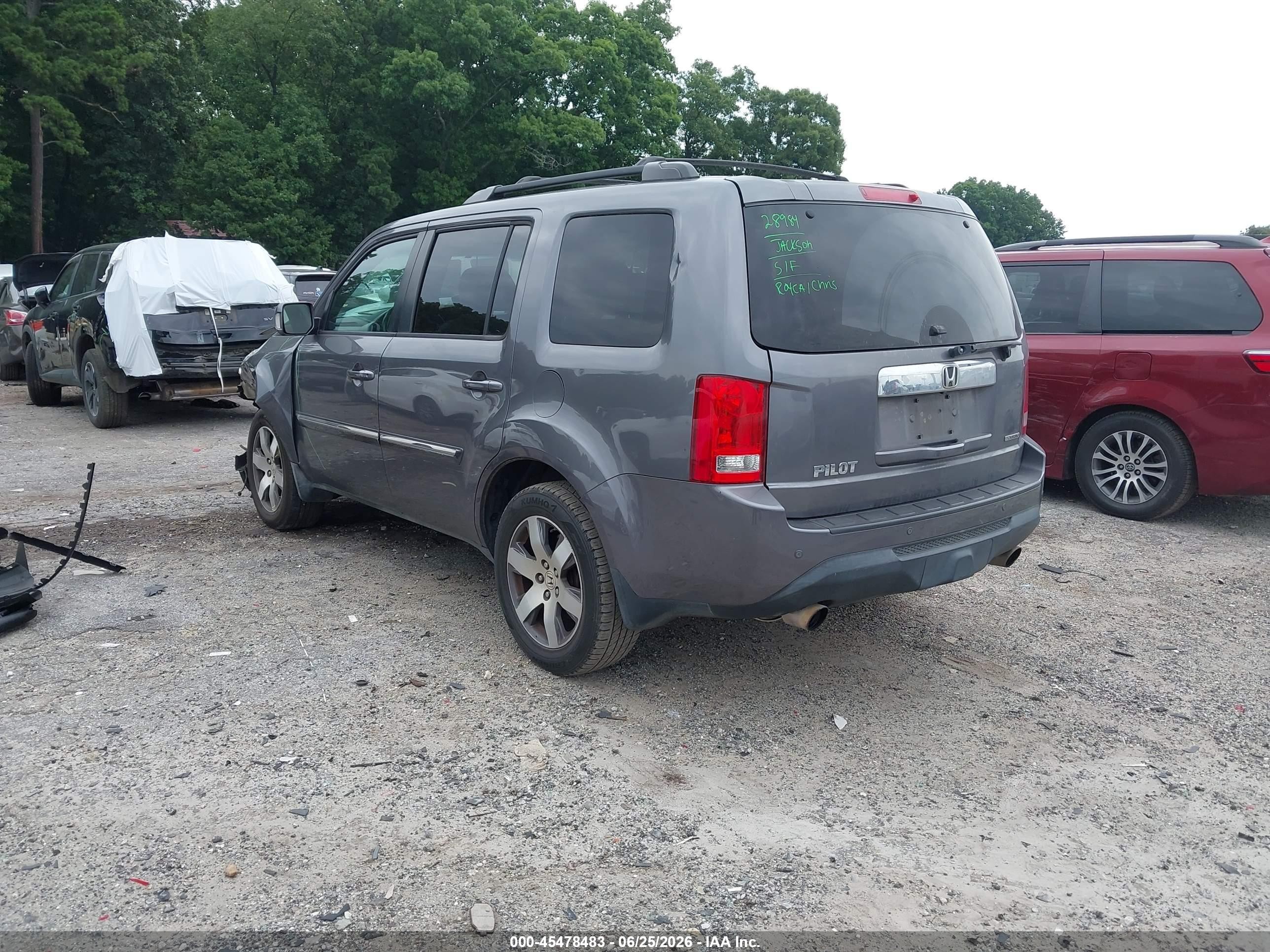 2014 Honda Pilot Touring Gray vin: 5FNYF3H92EB016599
