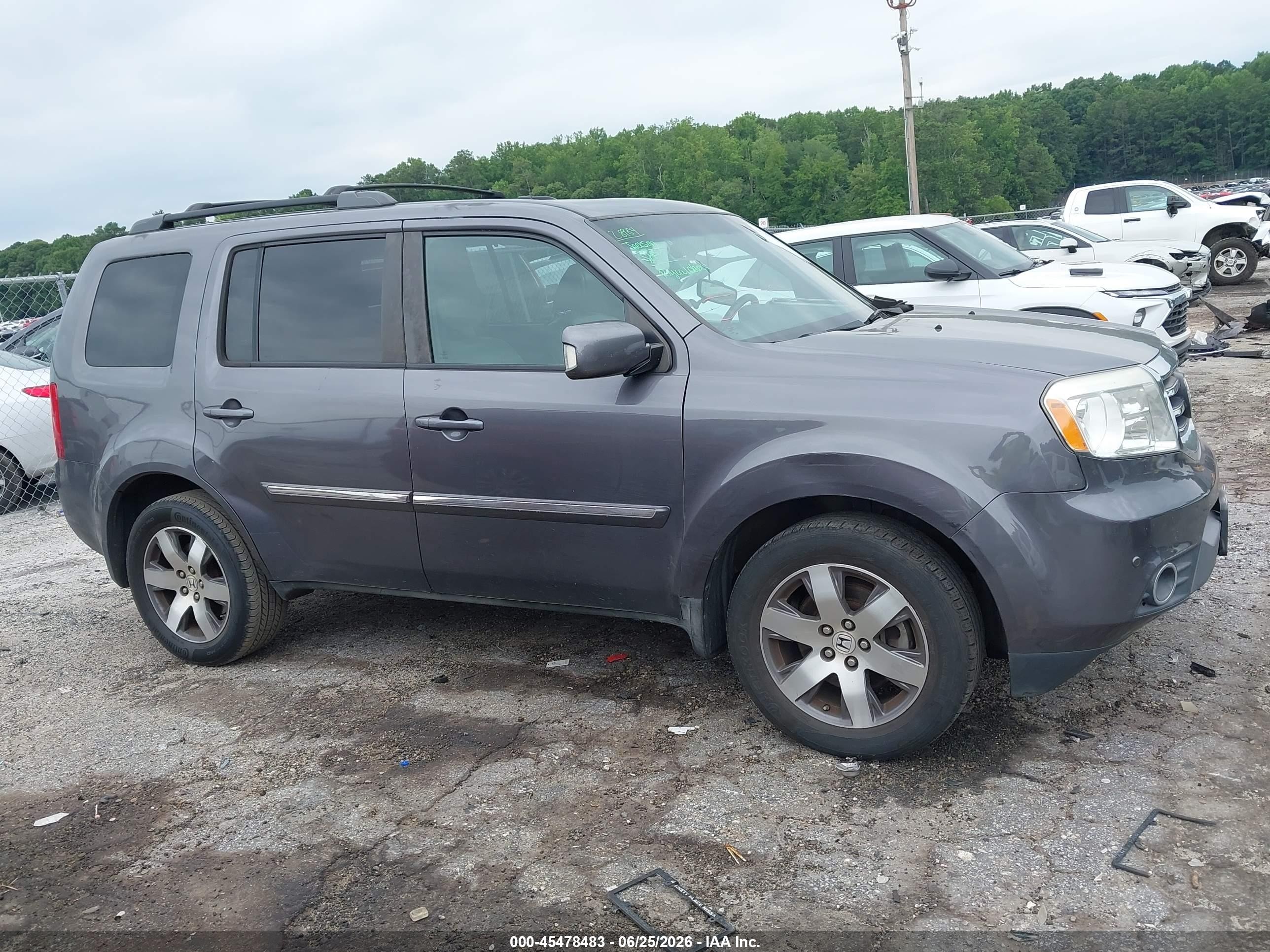 2014 Honda Pilot Touring Gray vin: 5FNYF3H92EB016599