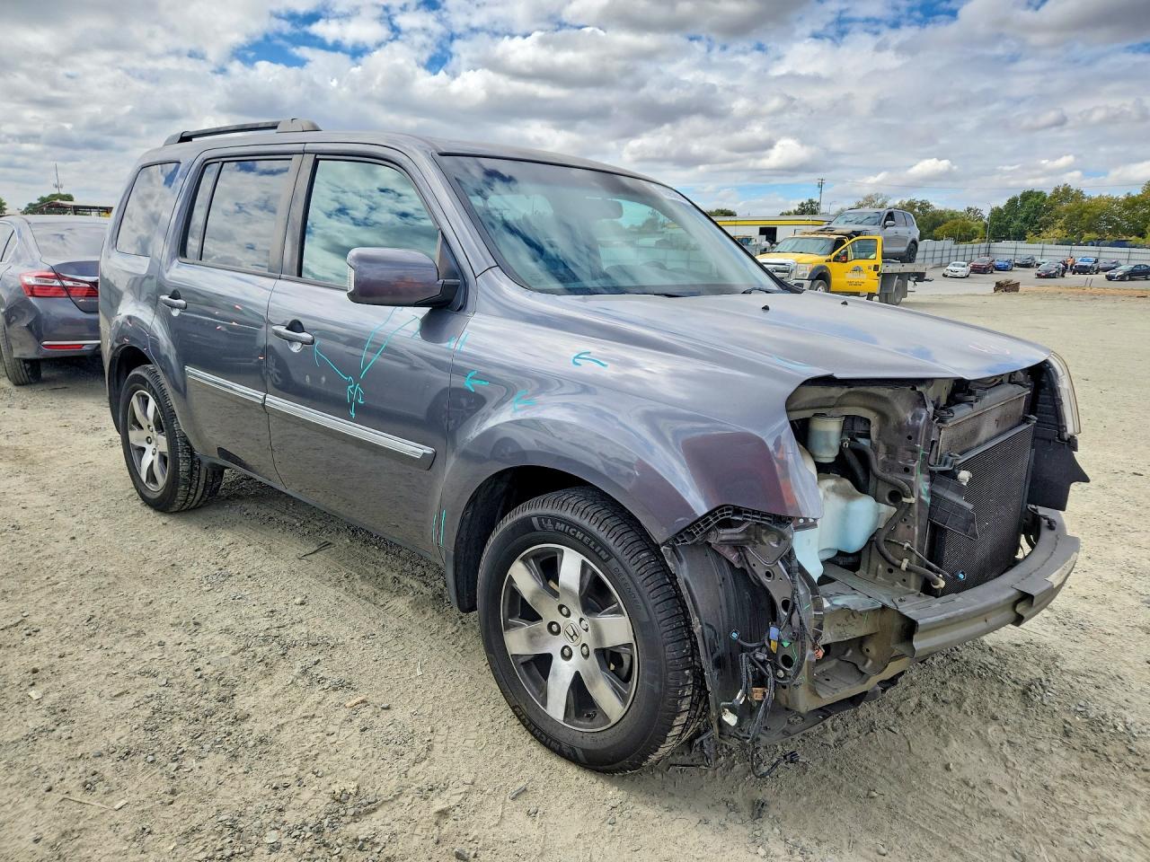 2014 Honda Pilot Touring Gray vin: 5FNYF3H92EB020555