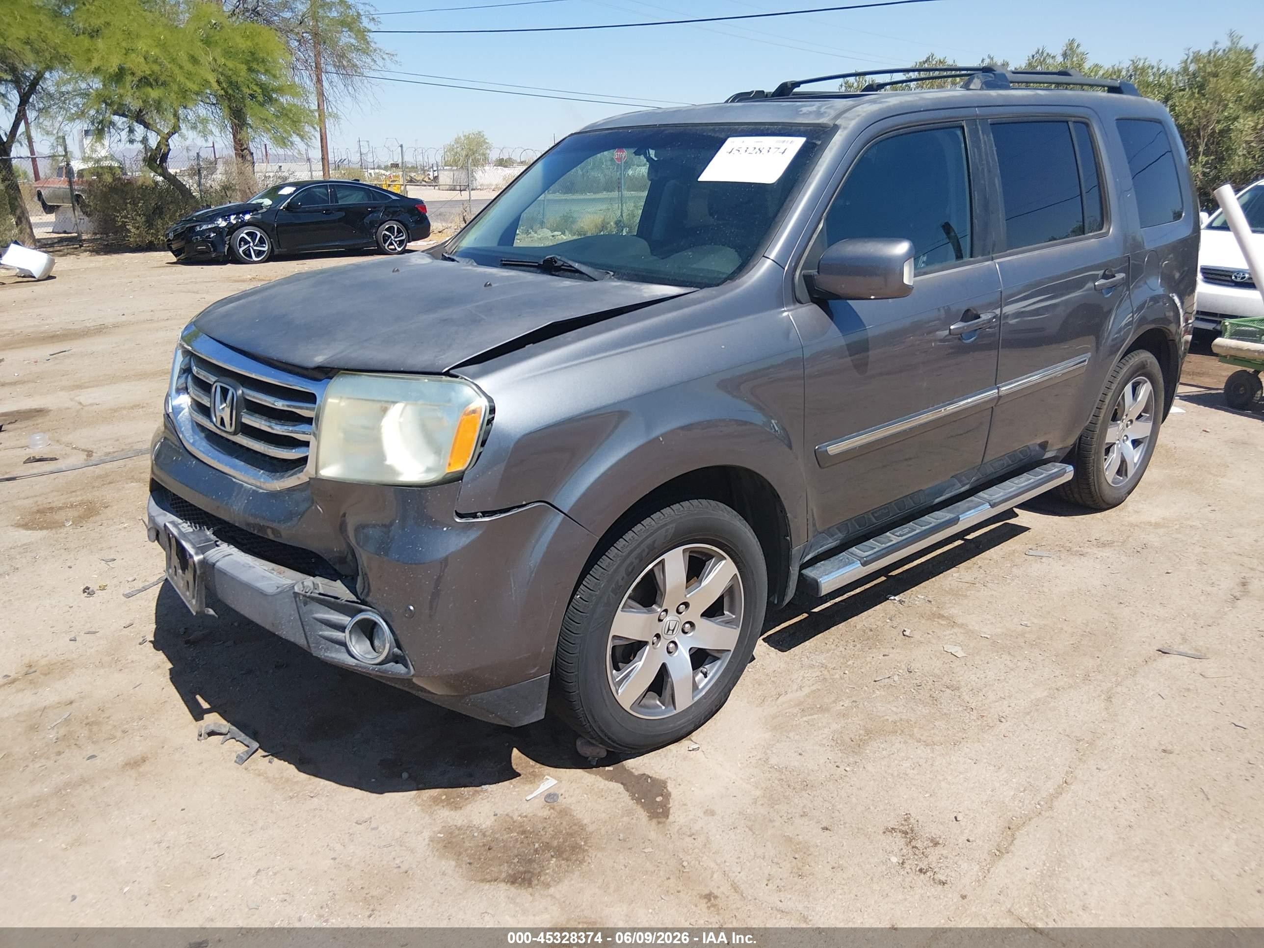2015 Honda Pilot Touring Gray vin: 5FNYF3H92FB021139