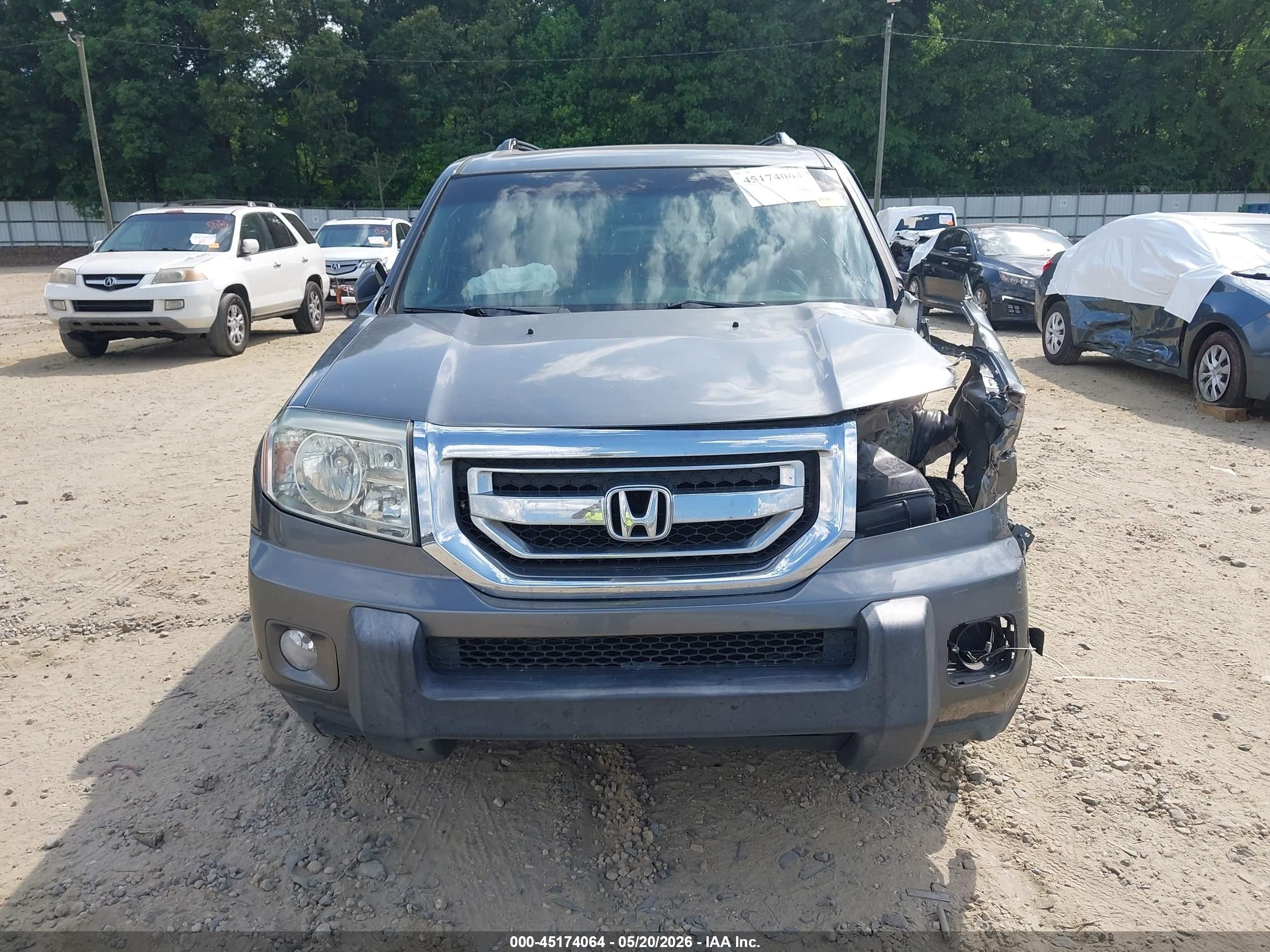 2010 Honda Pilot Touring Gray vin: 5FNYF3H93AB007484