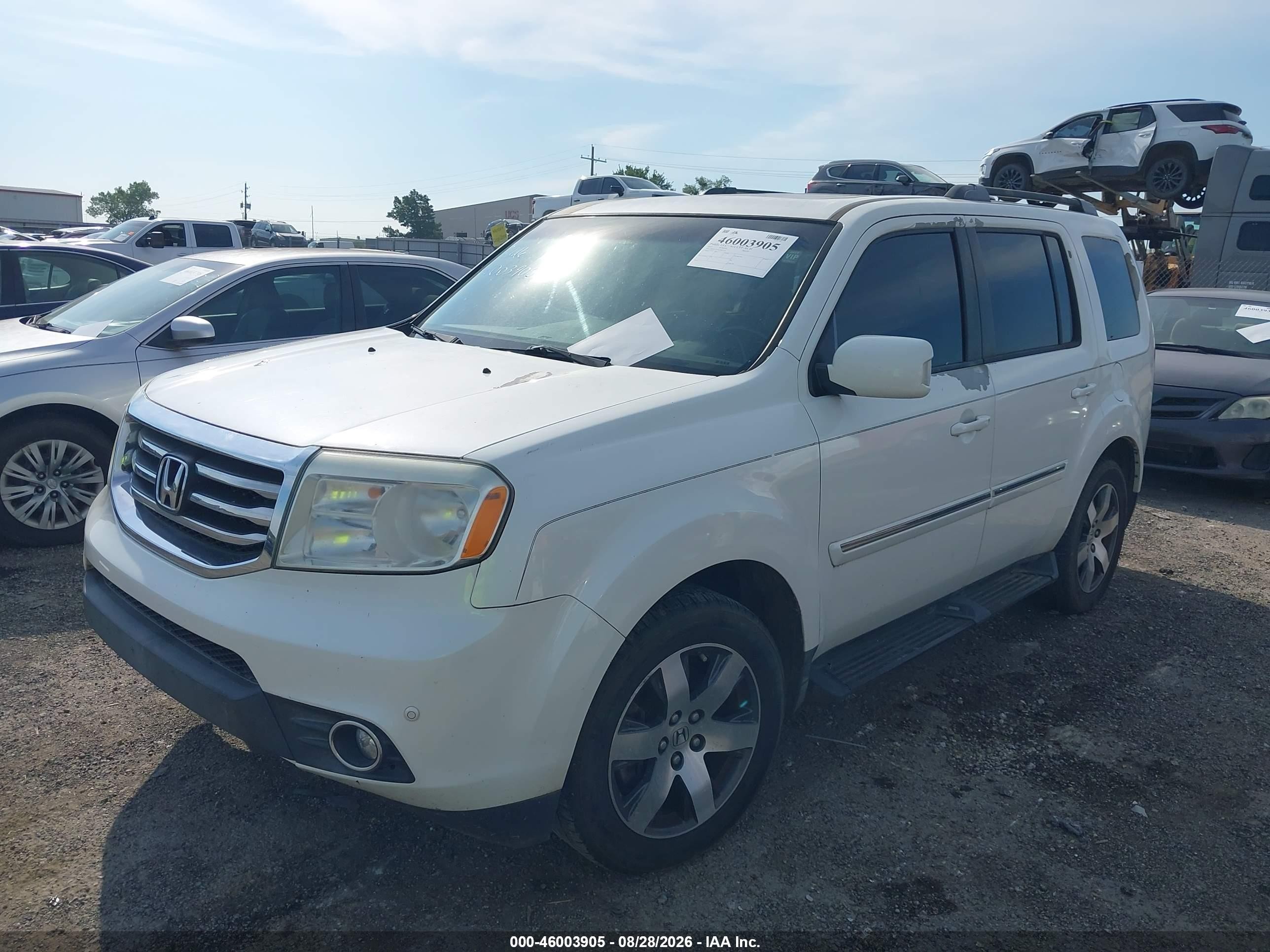 2012 Honda Pilot Touring White vin: 5FNYF3H93CB007259