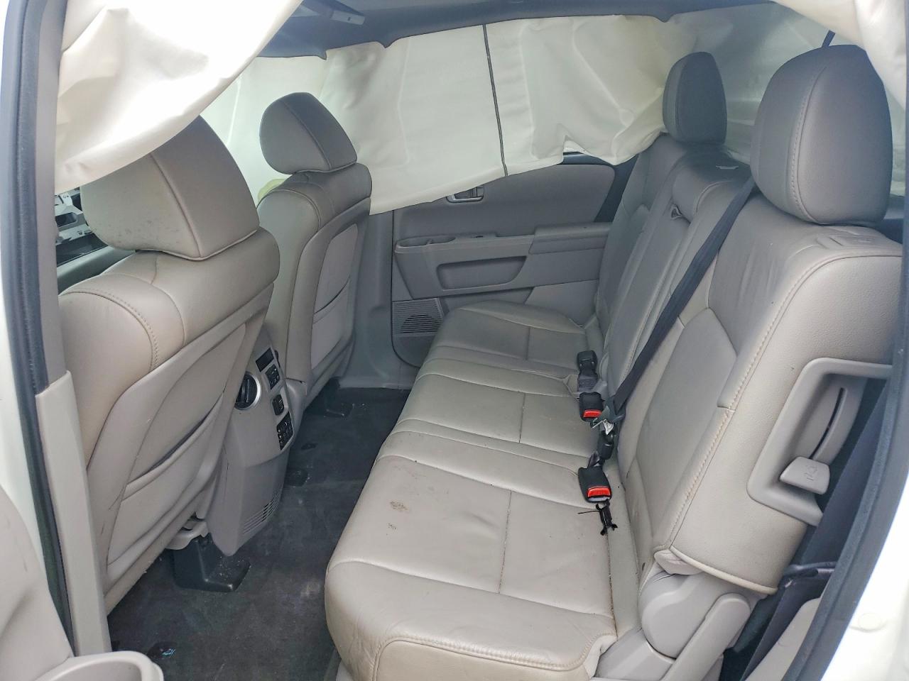 2012 Honda Pilot Touring White vin: 5FNYF3H93CB041749