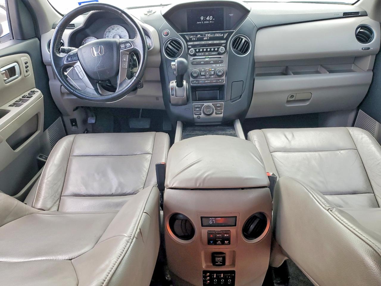 2015 Honda Pilot Touring Silver vin: 5FNYF3H93FB001031