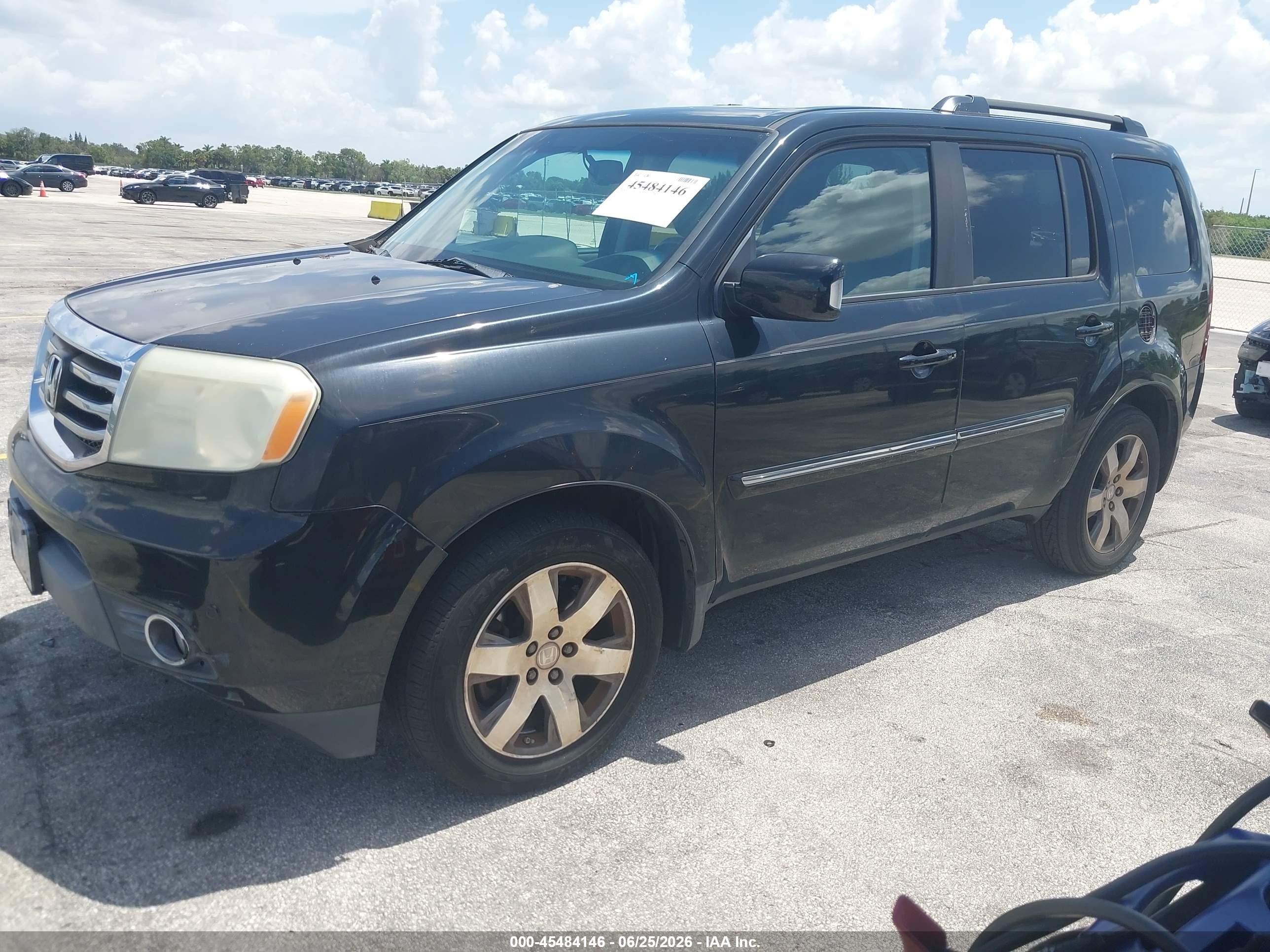 2015 Honda Pilot Touring Black vin: 5FNYF3H93FB024678