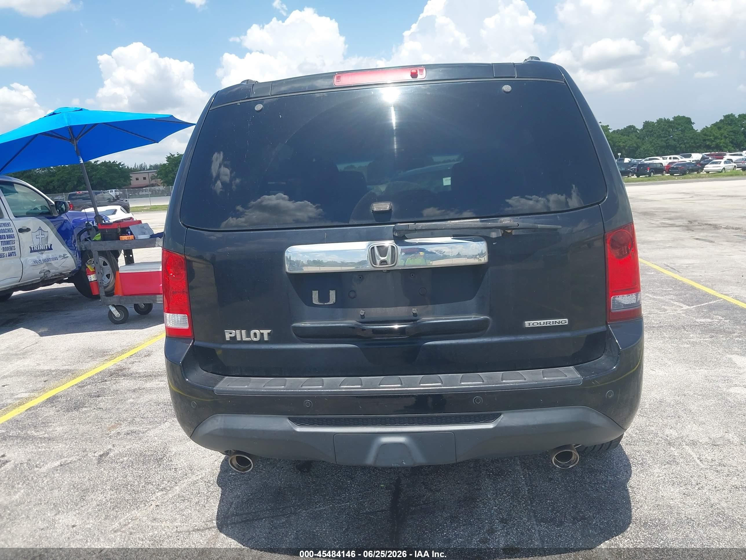 2015 Honda Pilot Touring Black vin: 5FNYF3H93FB024678