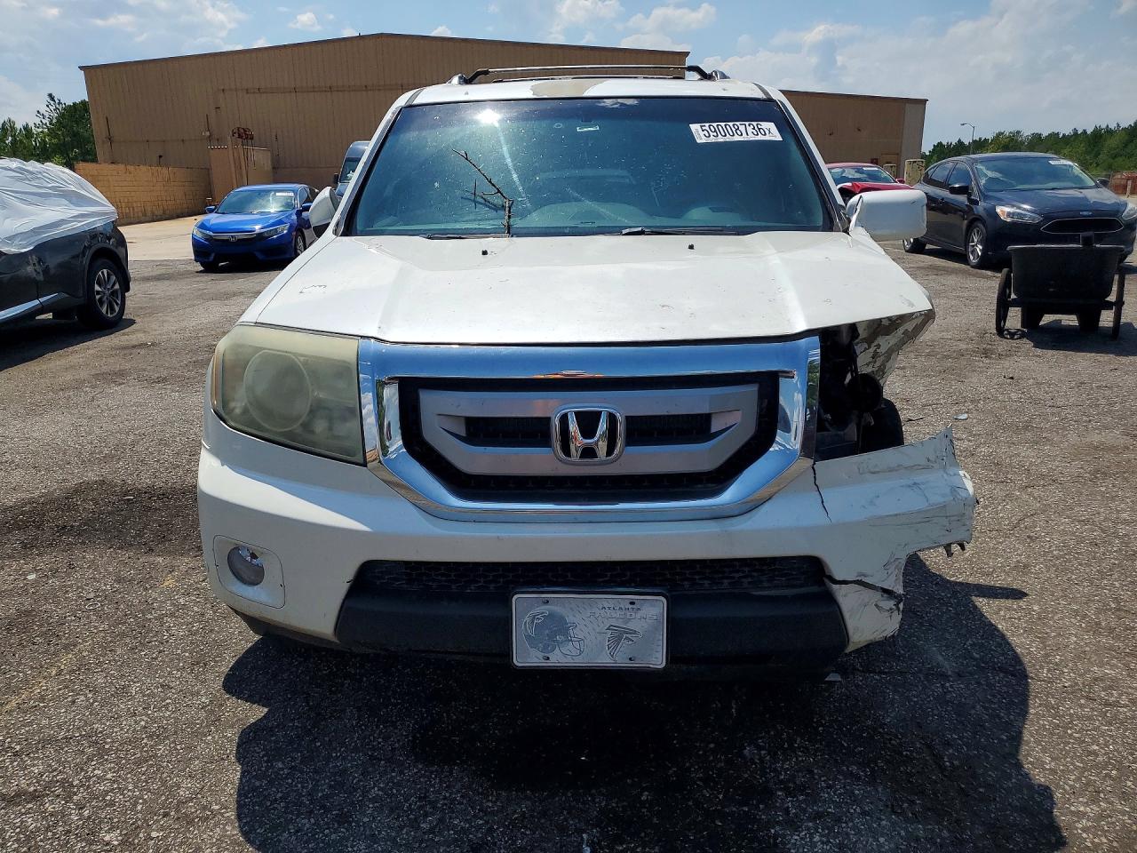 2011 Honda Pilot Touring White vin: 5FNYF3H94BB046196