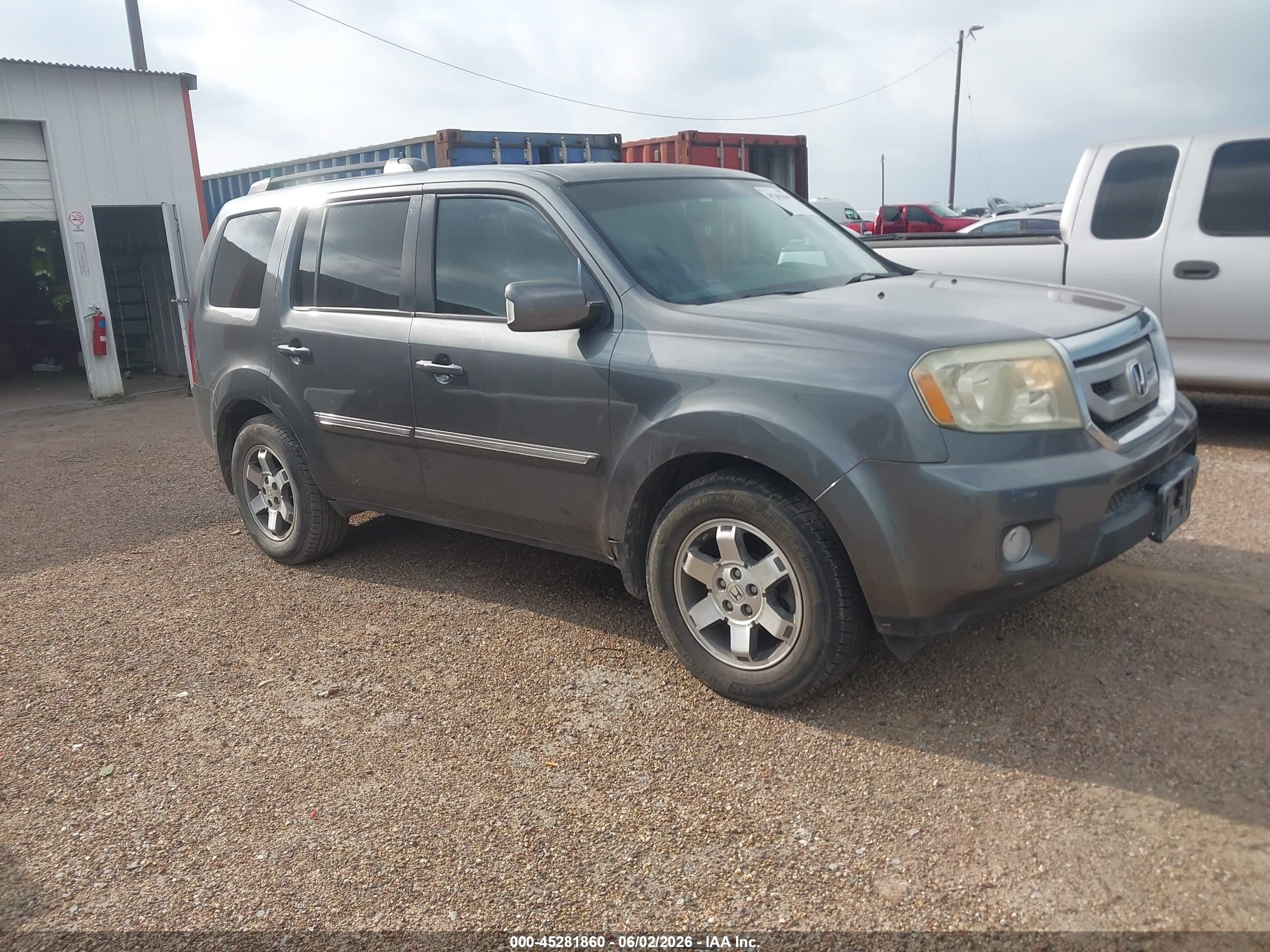 2011 Honda Pilot Touring Gray vin: 5FNYF3H94BB055075