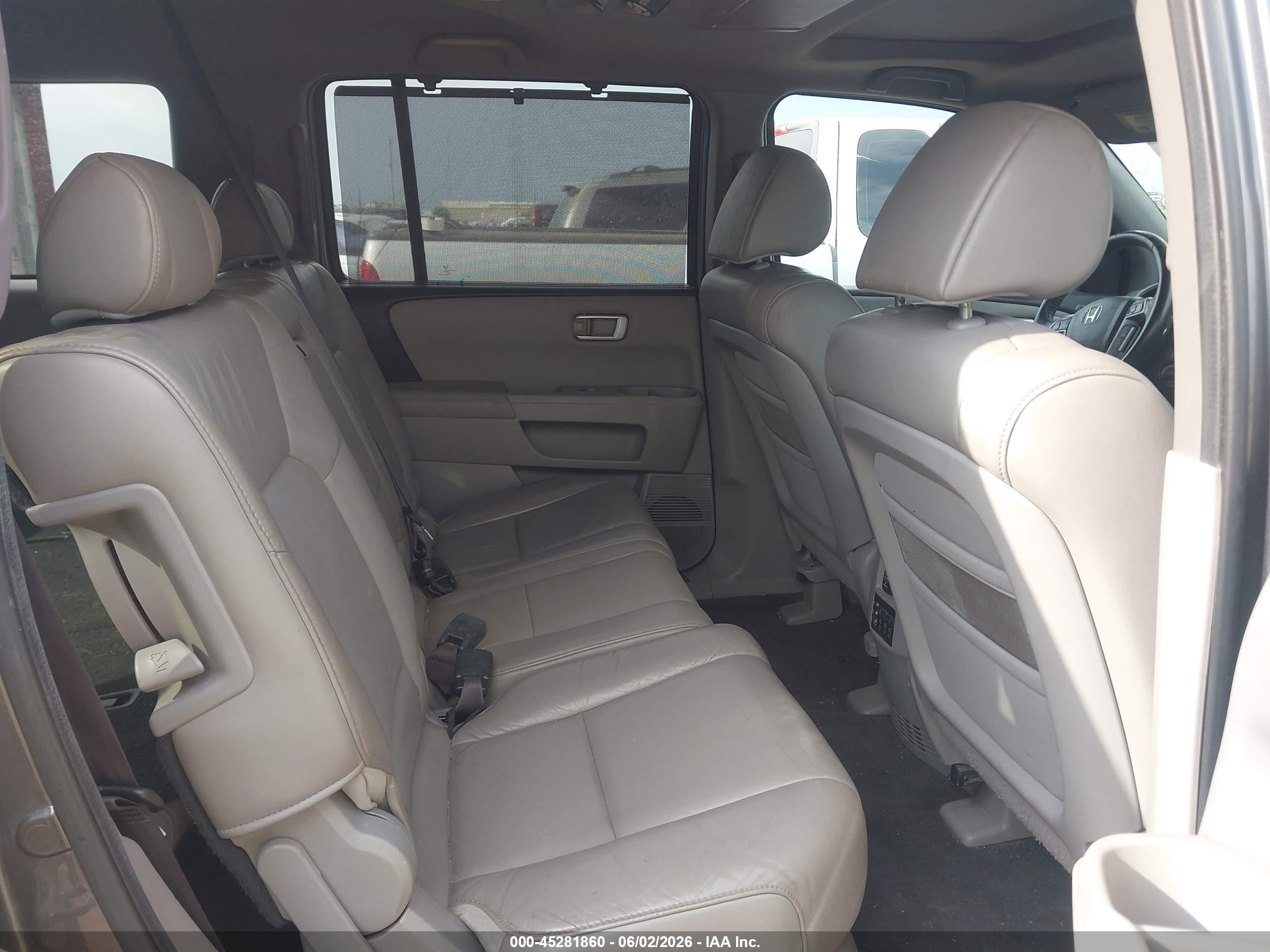 2011 Honda Pilot Touring Серый vin: 5FNYF3H94BB055075