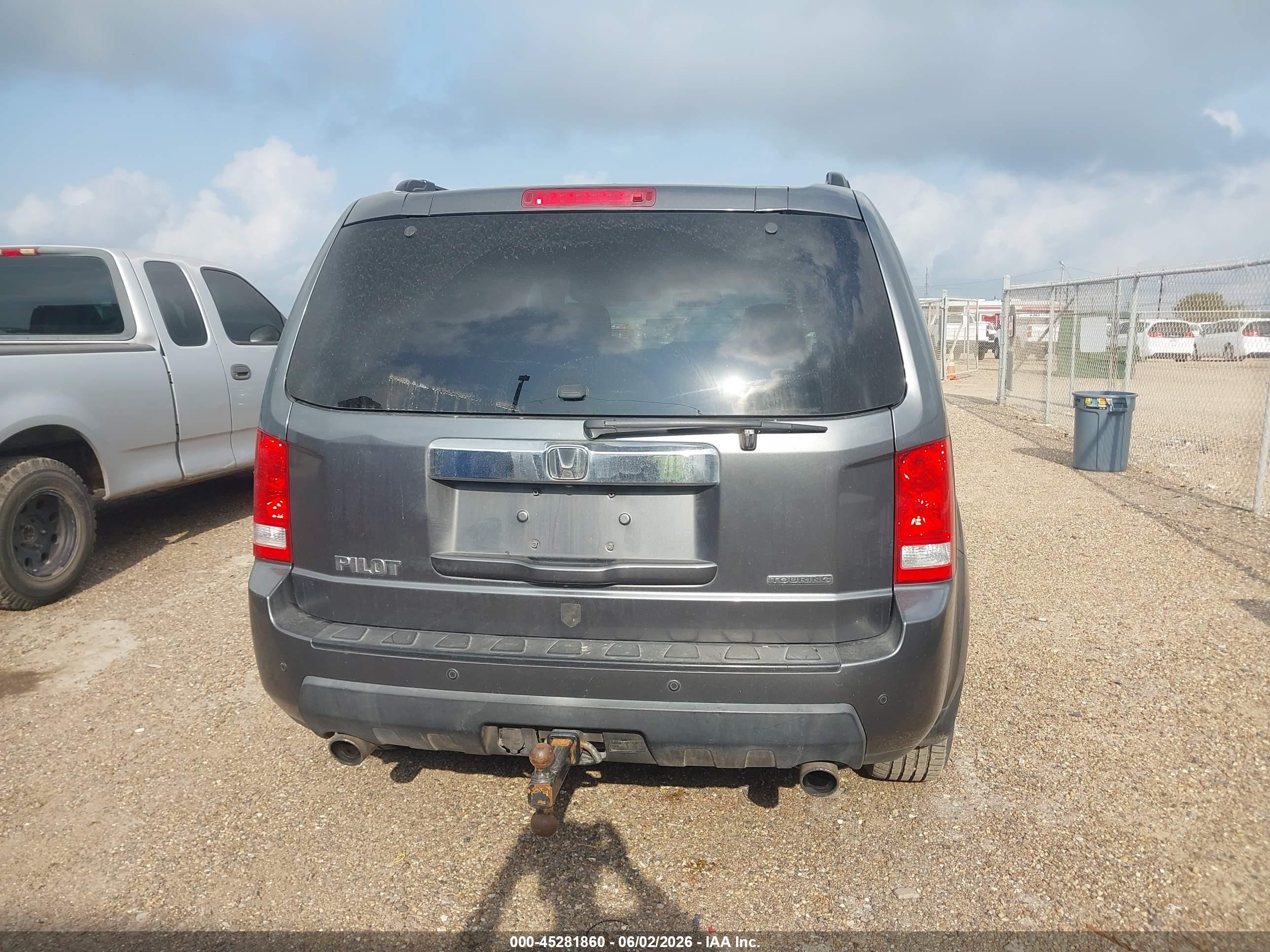 2011 Honda Pilot Touring Серый vin: 5FNYF3H94BB055075